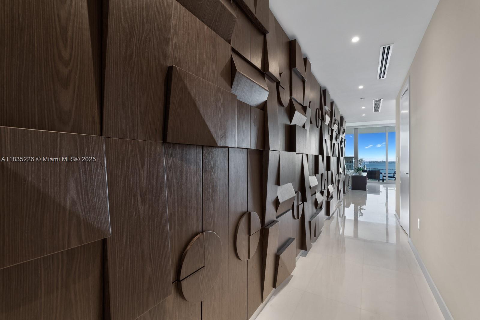 300 Biscayne Blvd Way # 3302