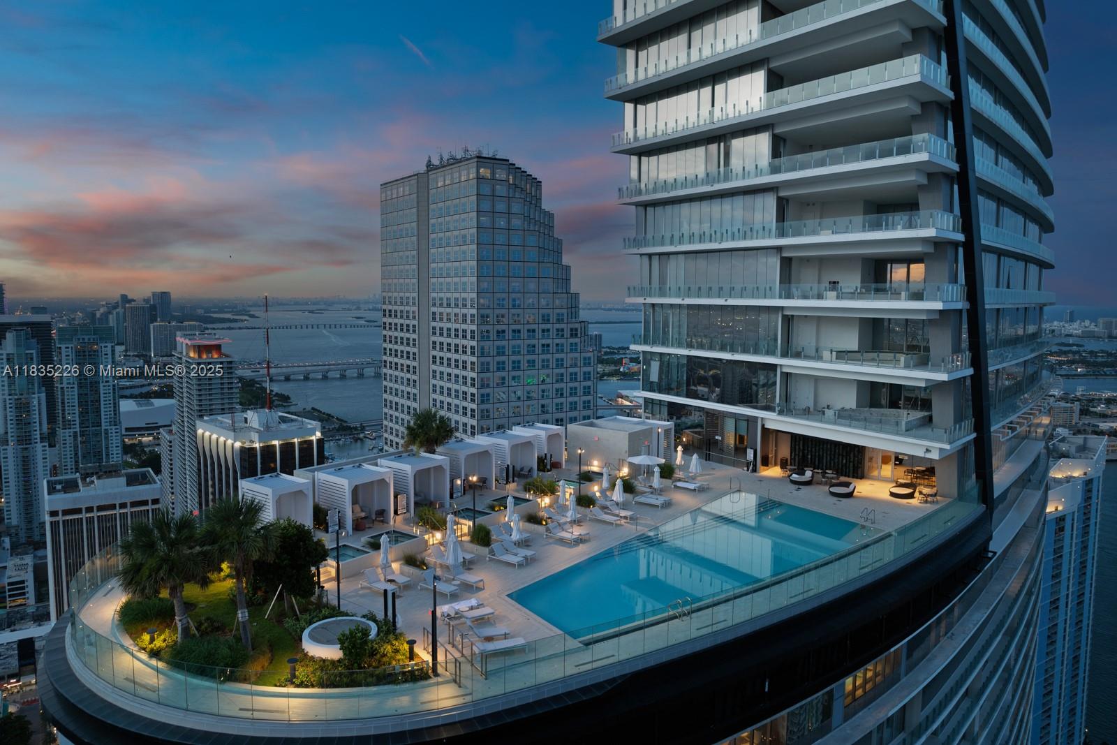 300 Biscayne Blvd Way # 3302