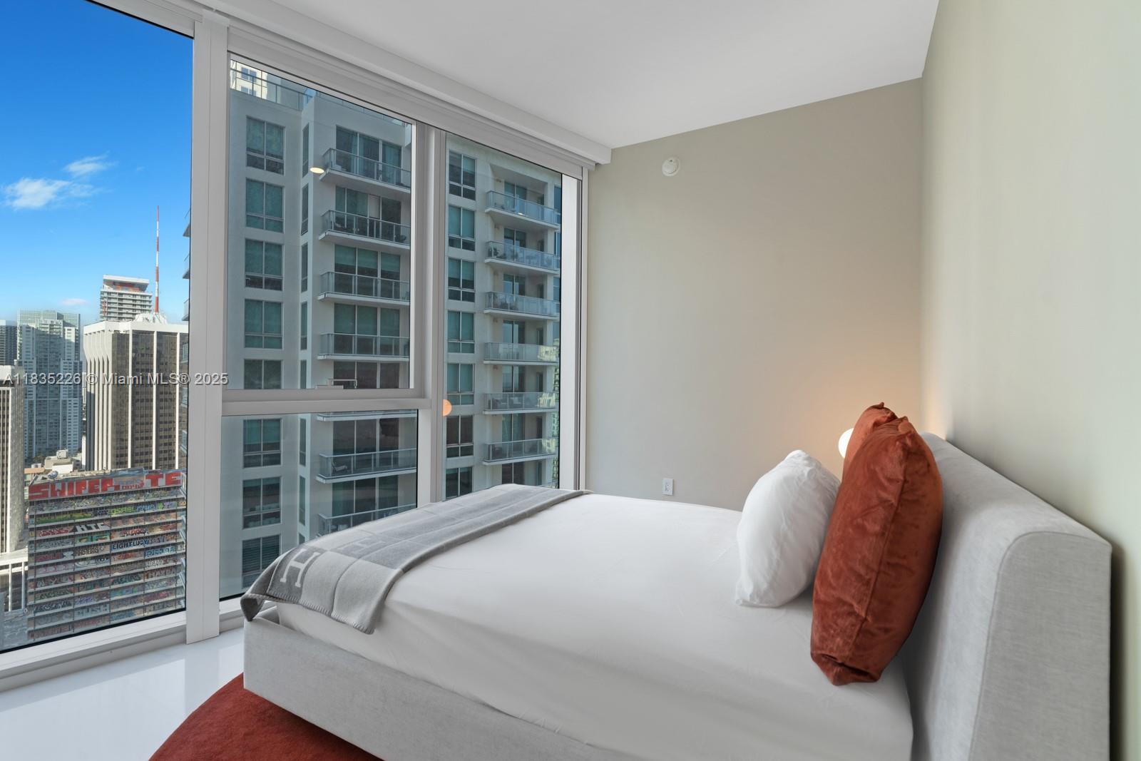 300 Biscayne Blvd Way # 3302