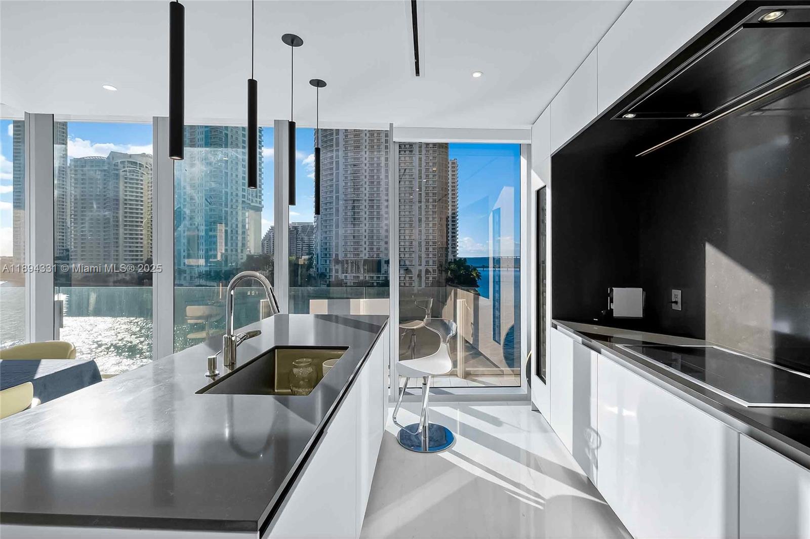 300 Biscayne Boulevard Way # 501E