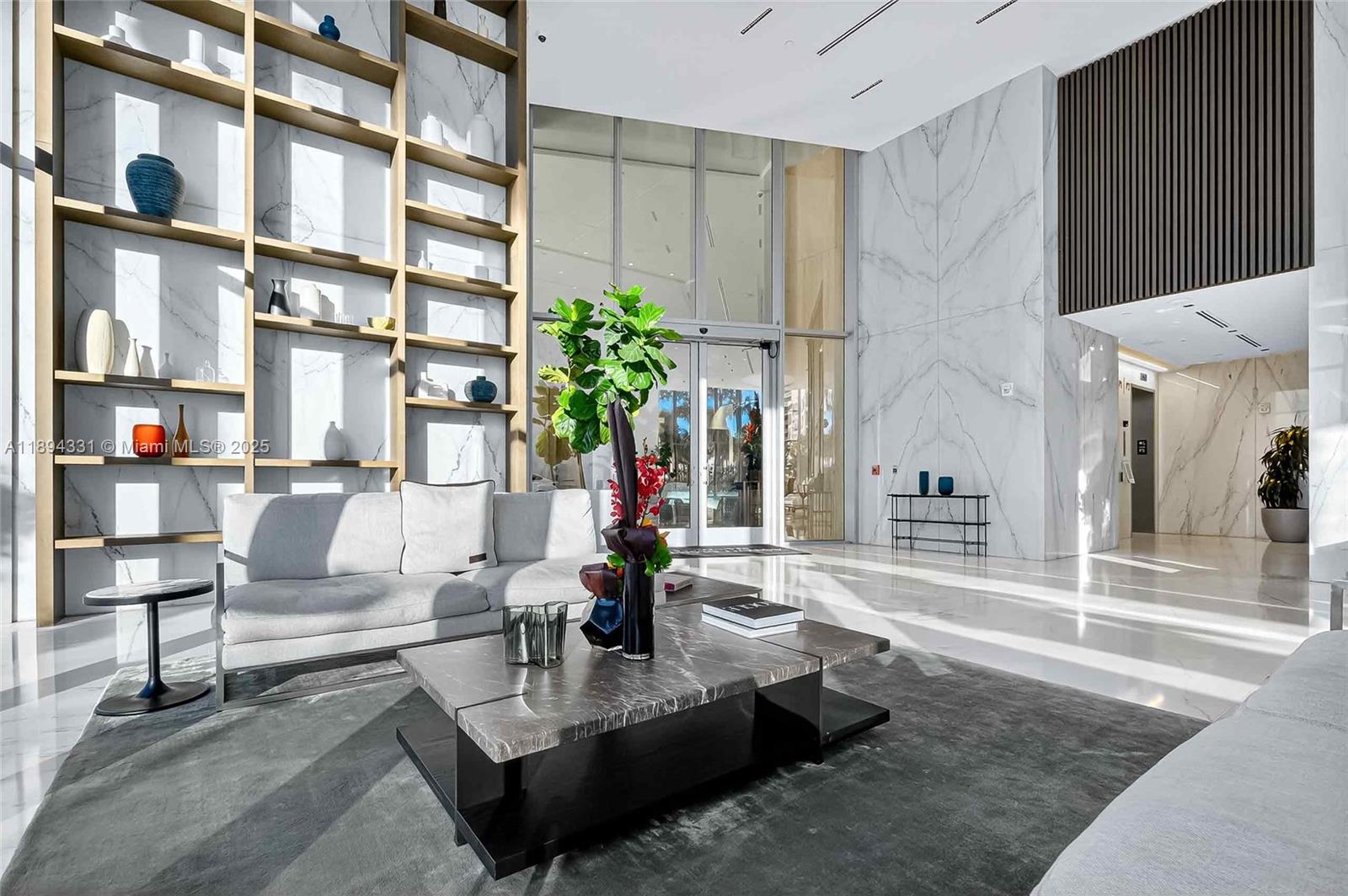 300 Biscayne Boulevard Way # 501E