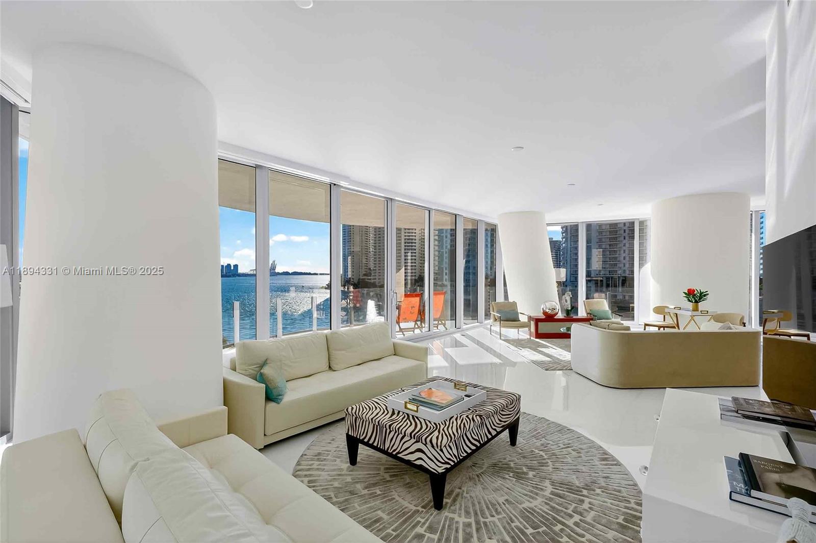 300 Biscayne Boulevard Way # 501E