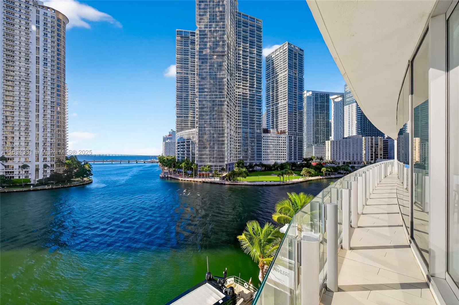 300 Biscayne Boulevard Way # 501E
