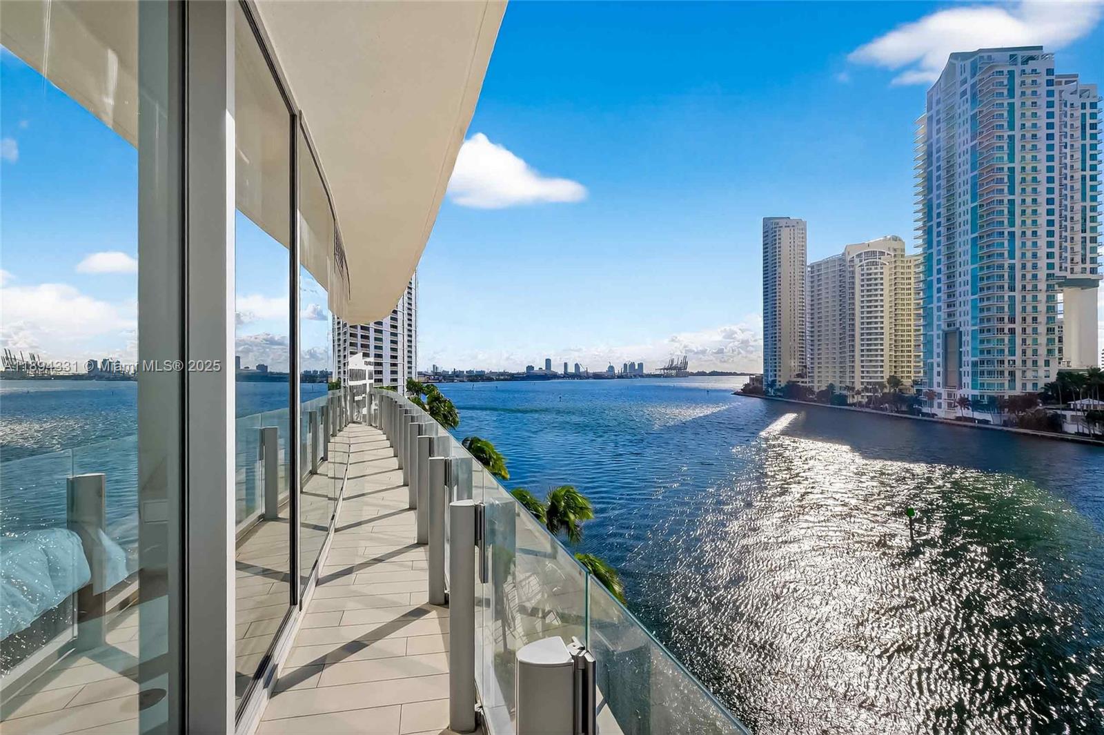 300 Biscayne Boulevard Way # 501E