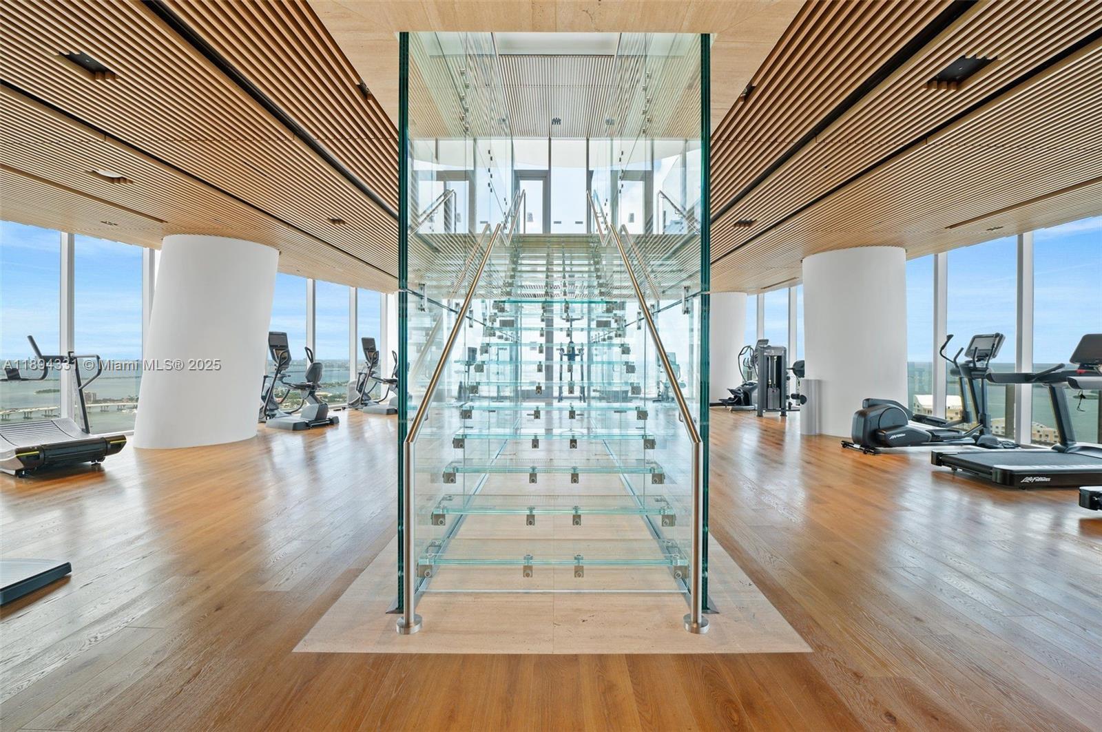 300 Biscayne Boulevard Way # 501E