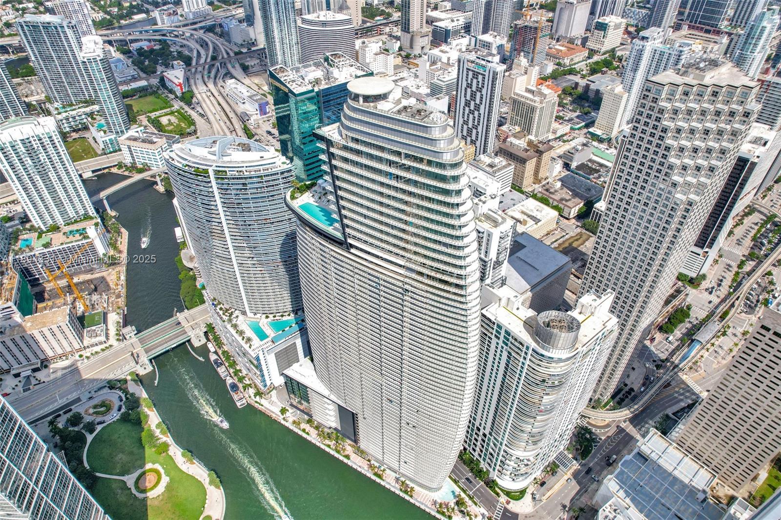 300 Biscayne Boulevard Way # 501E