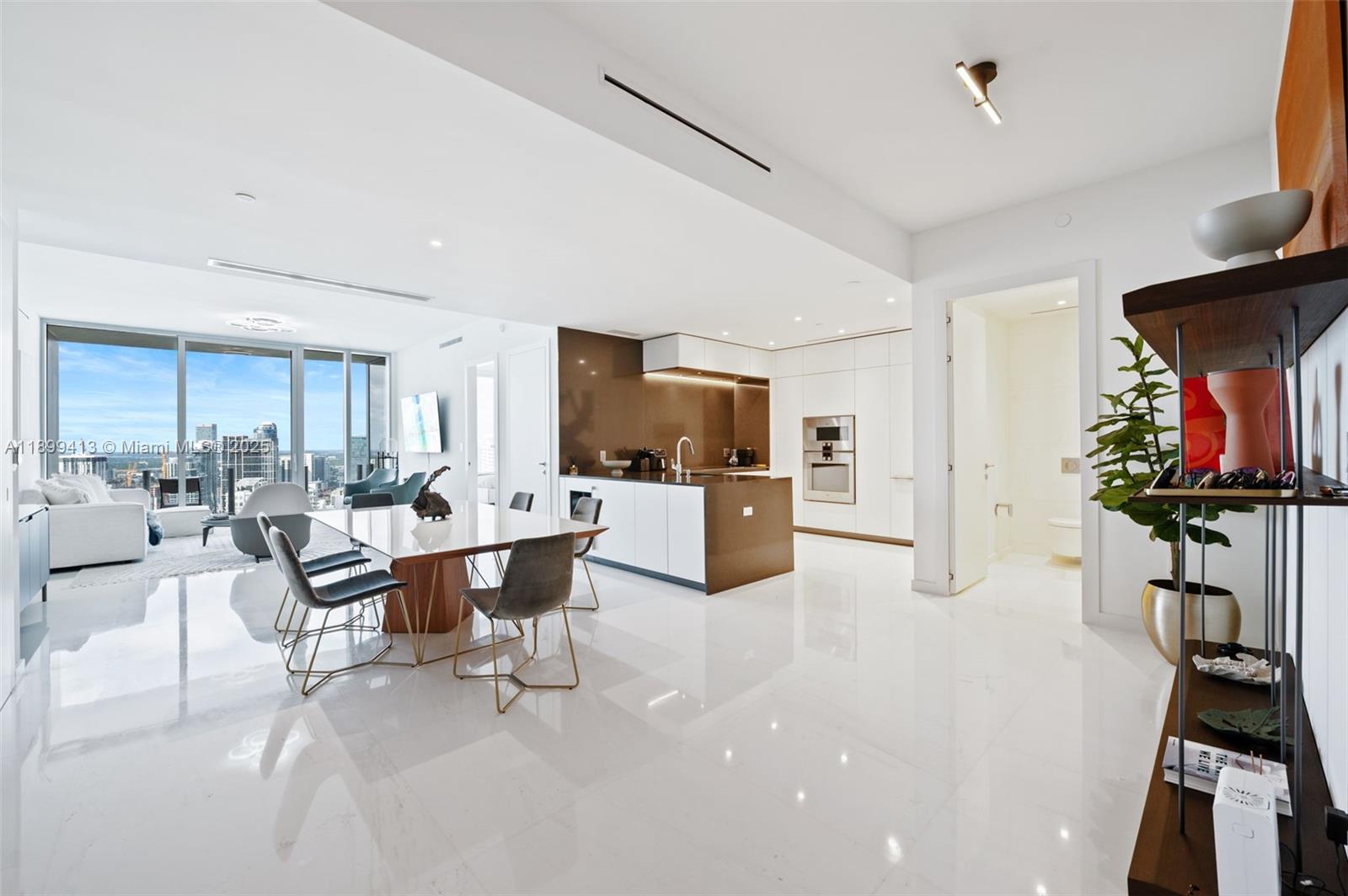 300 Biscayne Boulevard Way # 4909W, Miami Unit: 4909W