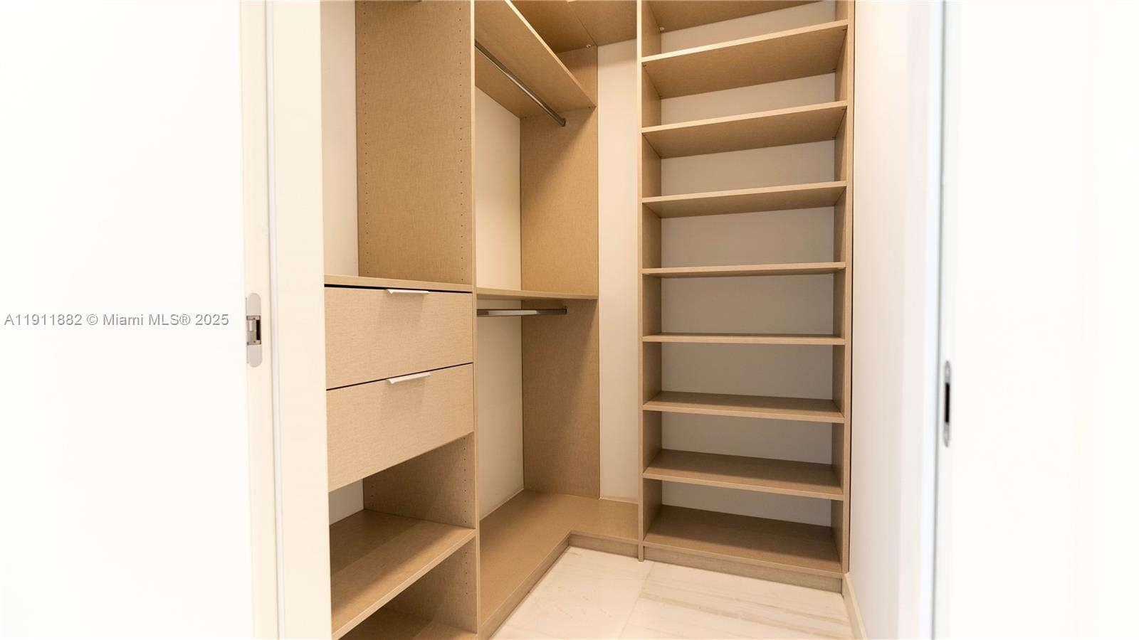 300 Biscayne Boulevard Way # 503C