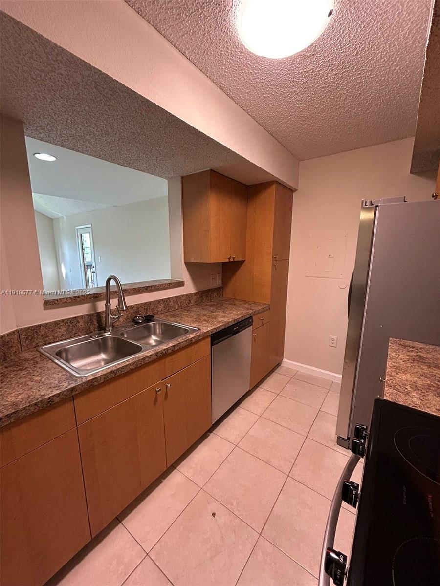15661 SW 104th Ter # 322