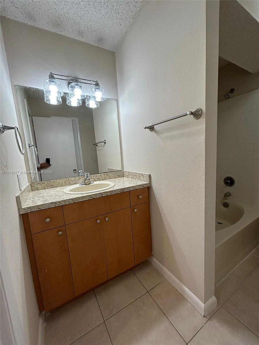 15661 SW 104th Ter # 322