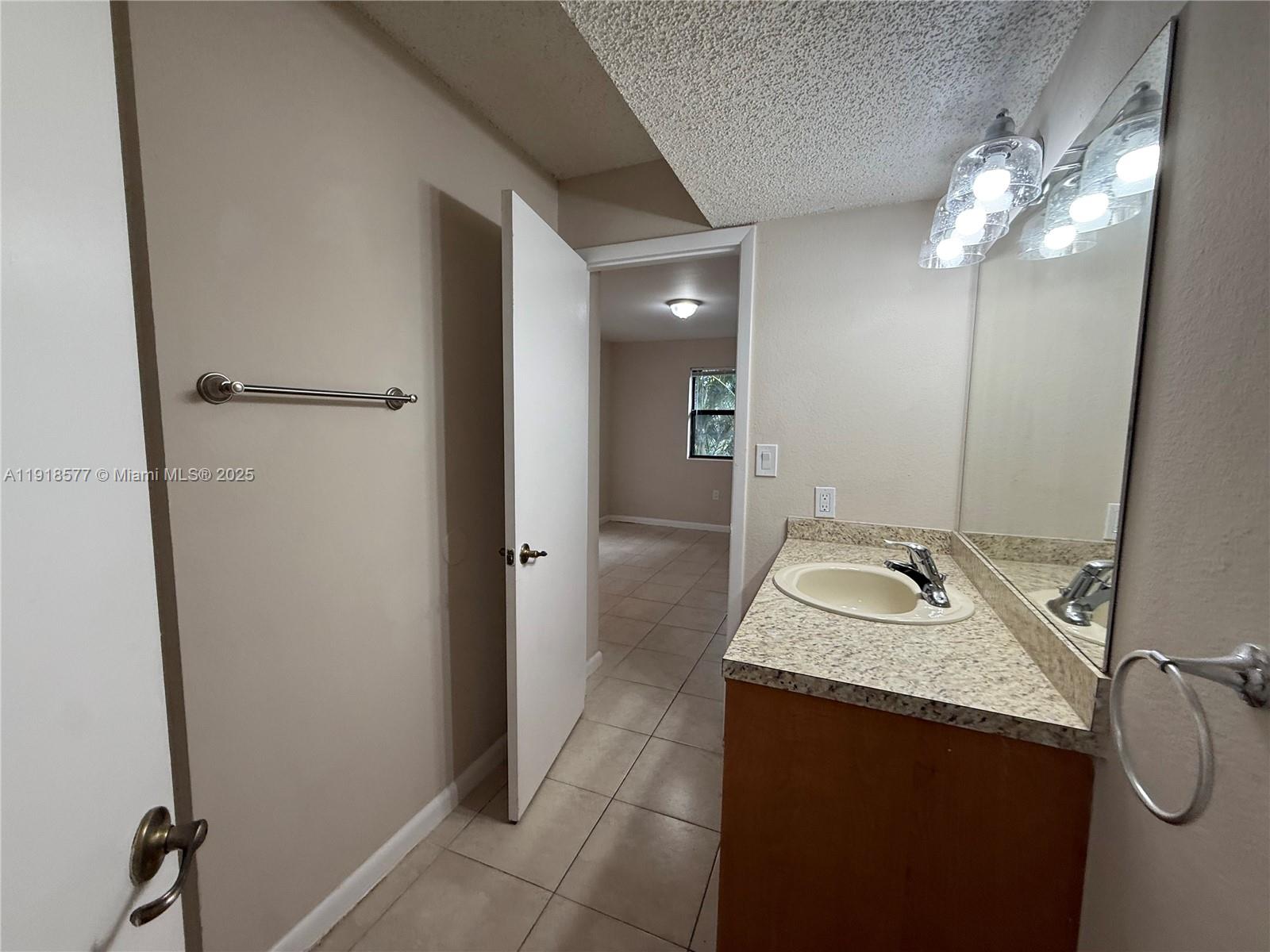 15661 SW 104th Ter # 322