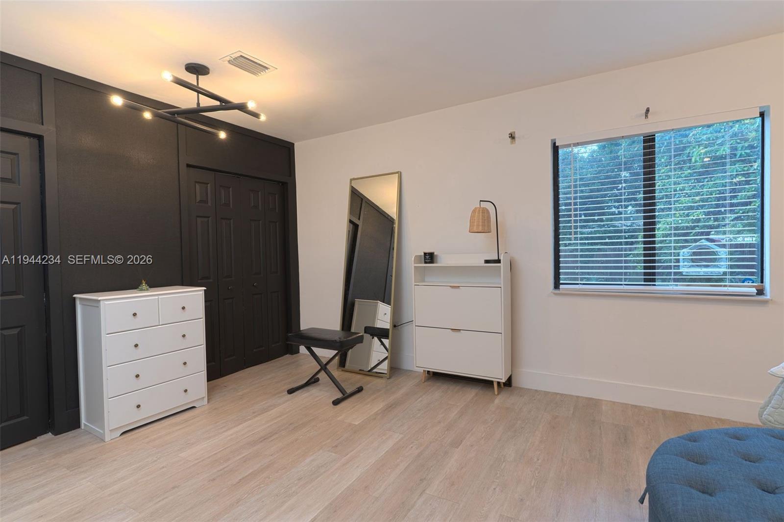 260 NW 133rd St