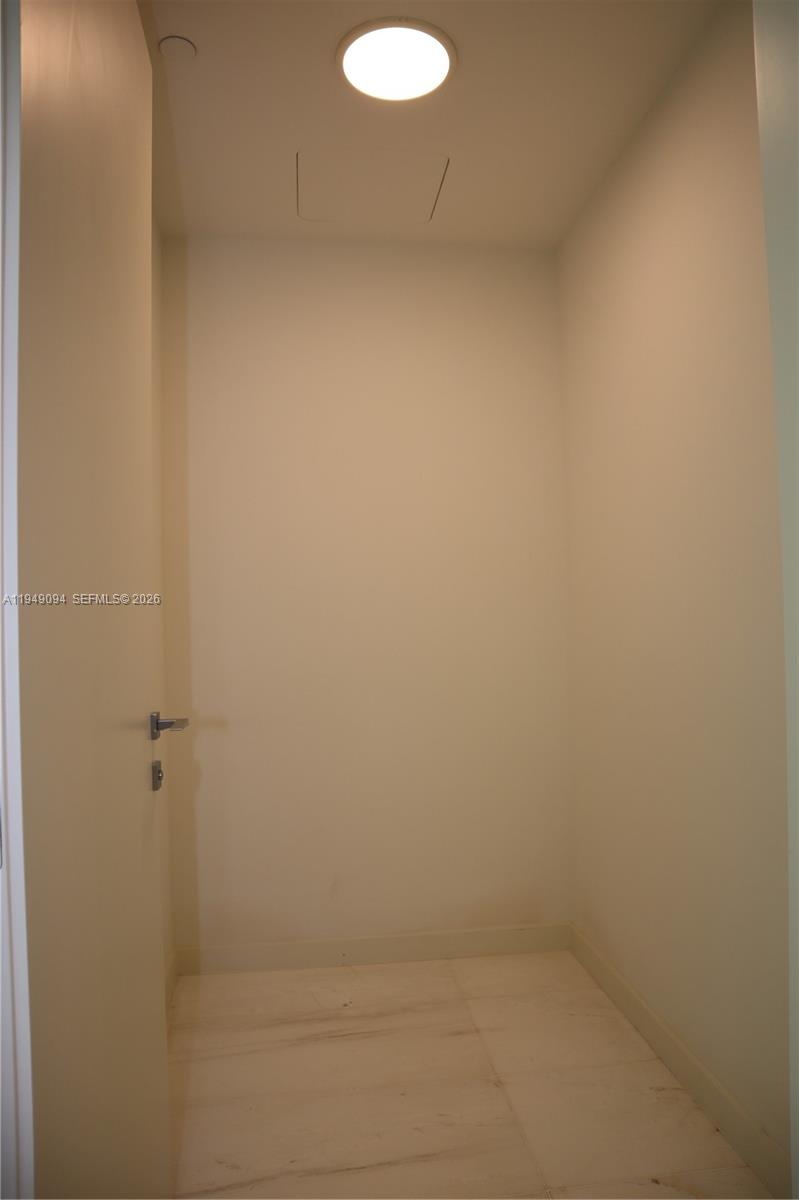 300 Biscayne Blvd Way # 2308W