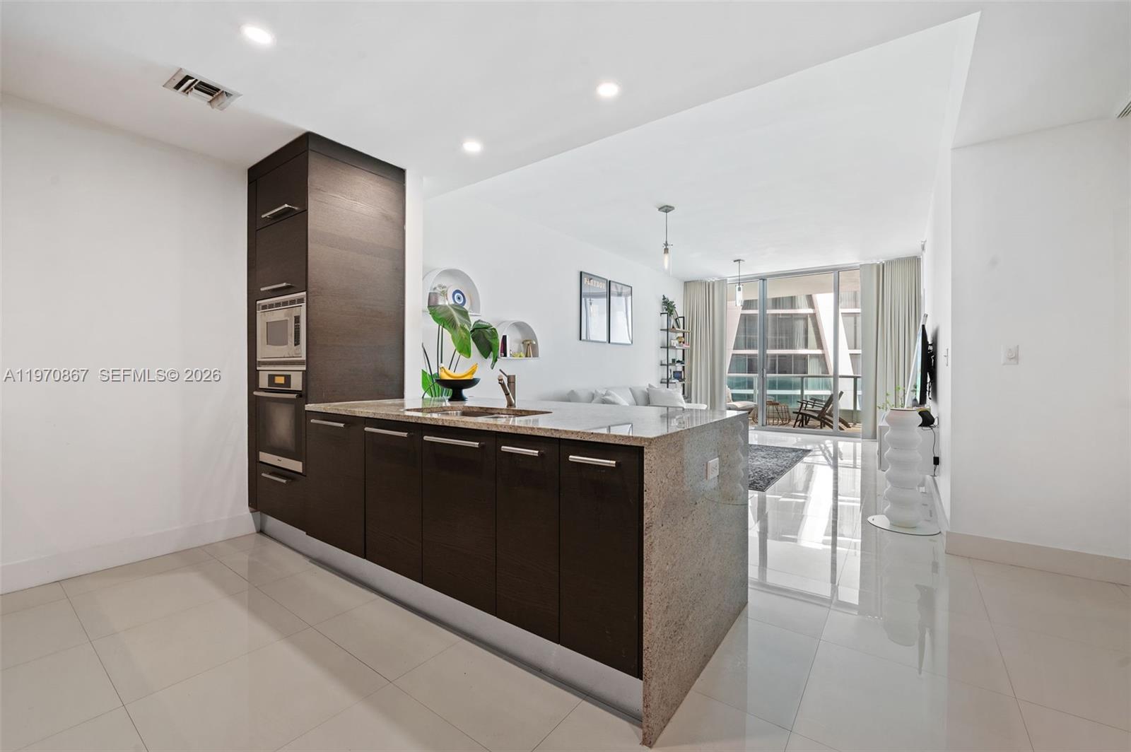 900 Biscayne Blvd # 3110