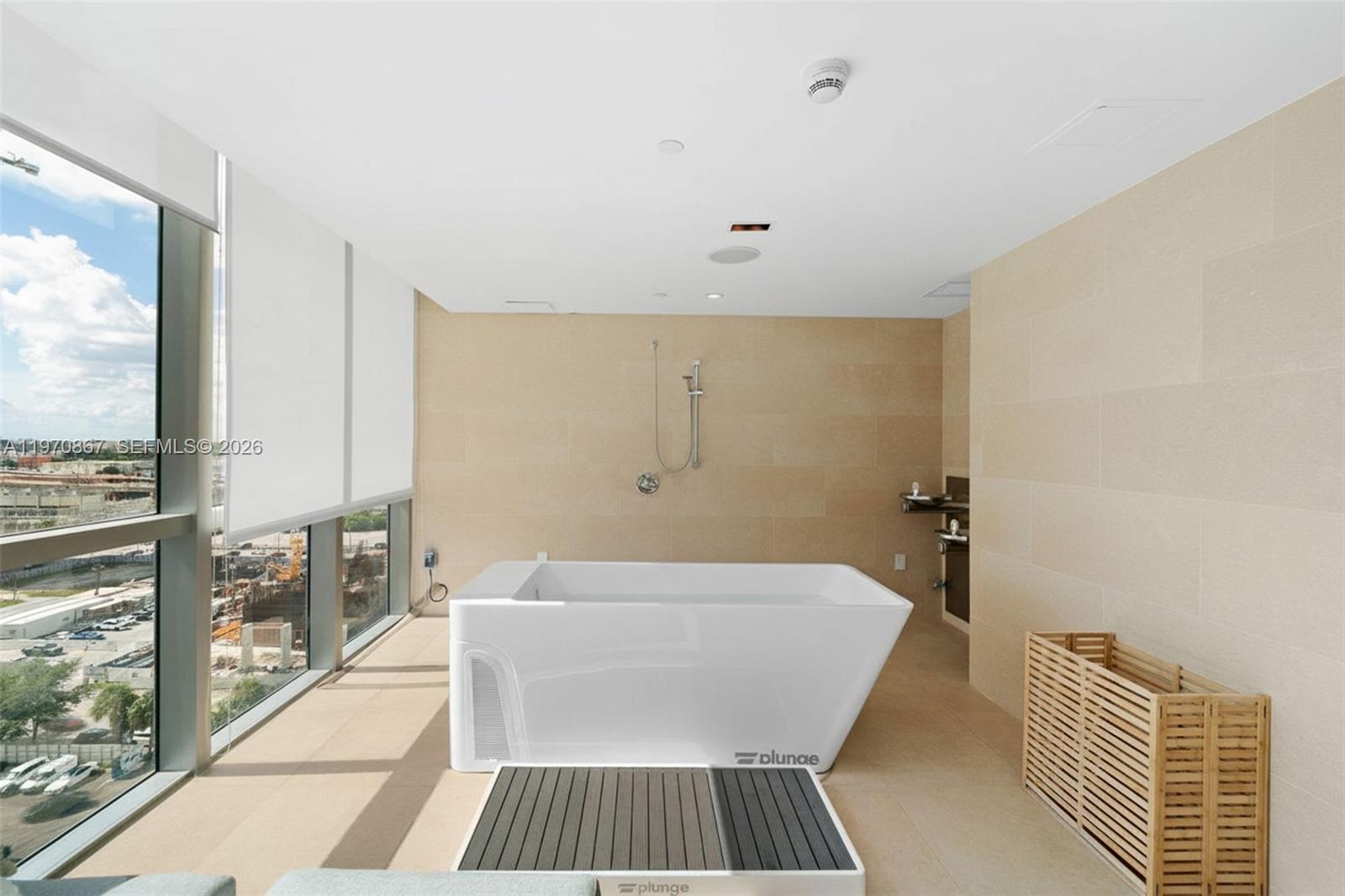 900 Biscayne Blvd # 3110