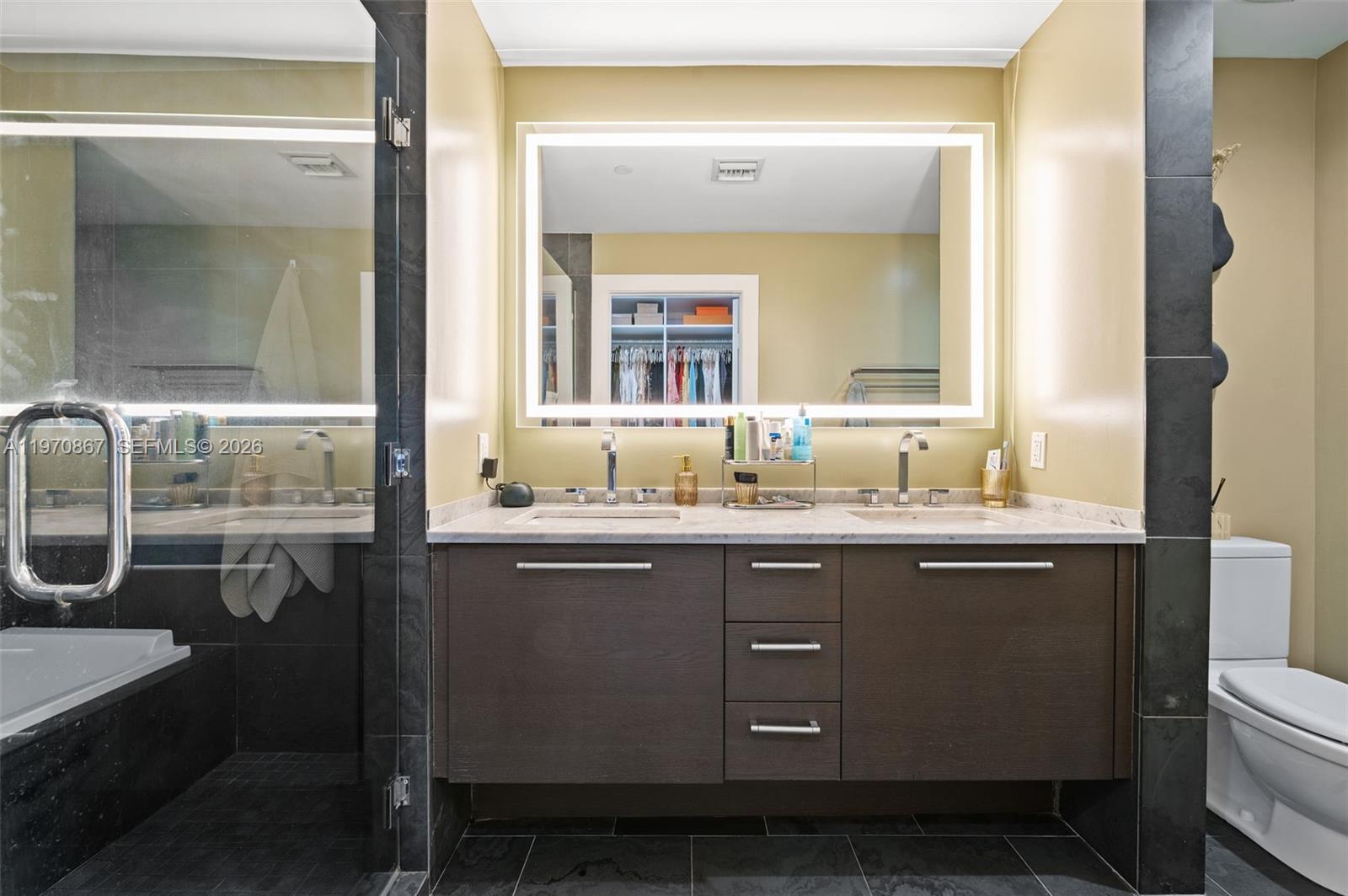 900 Biscayne Blvd # 3110