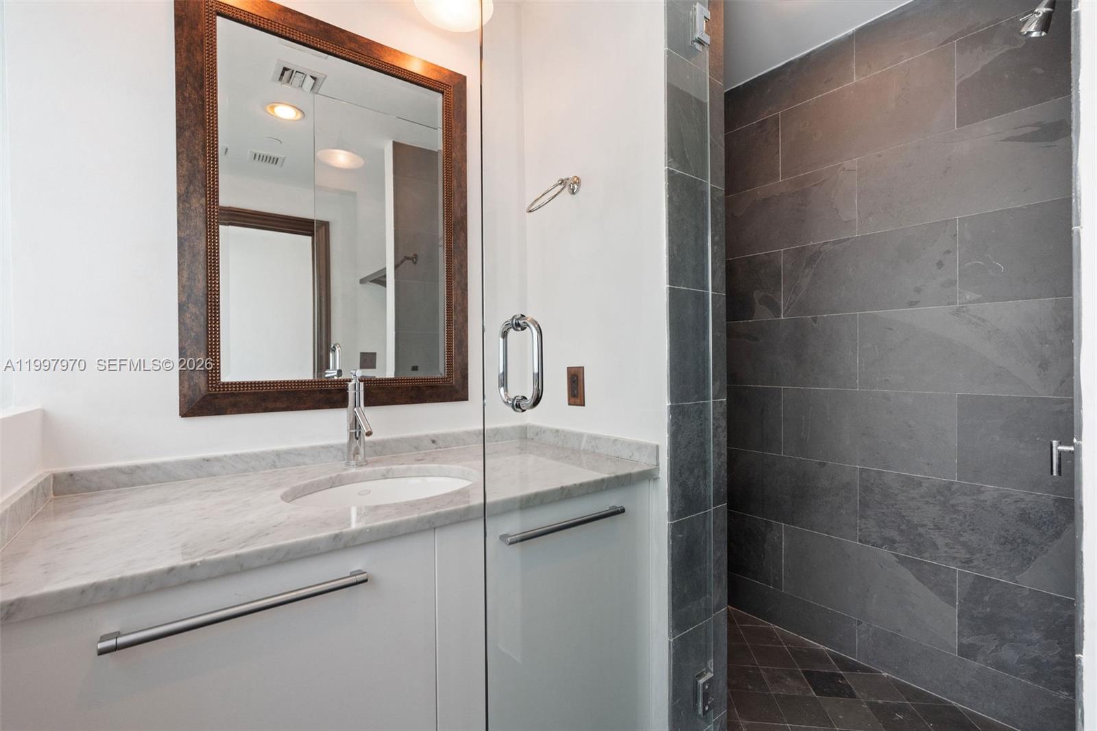 900 Biscayne Blvd # 3502