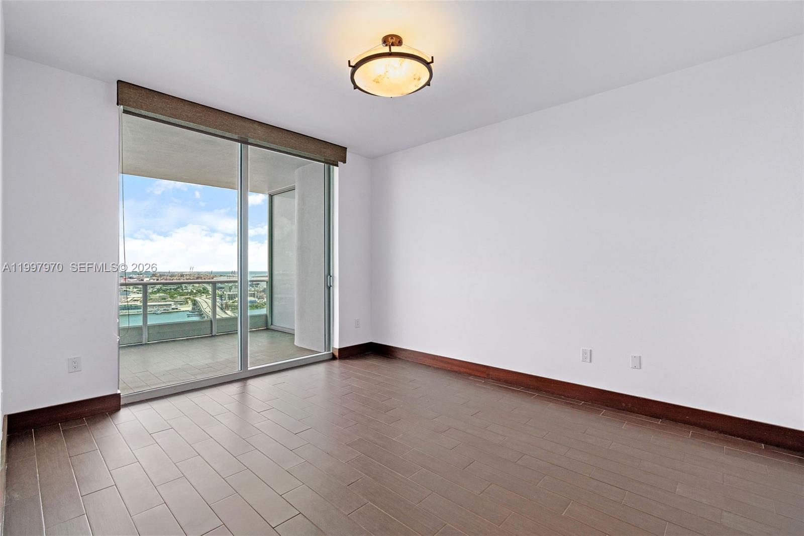 900 Biscayne Blvd # 3502
