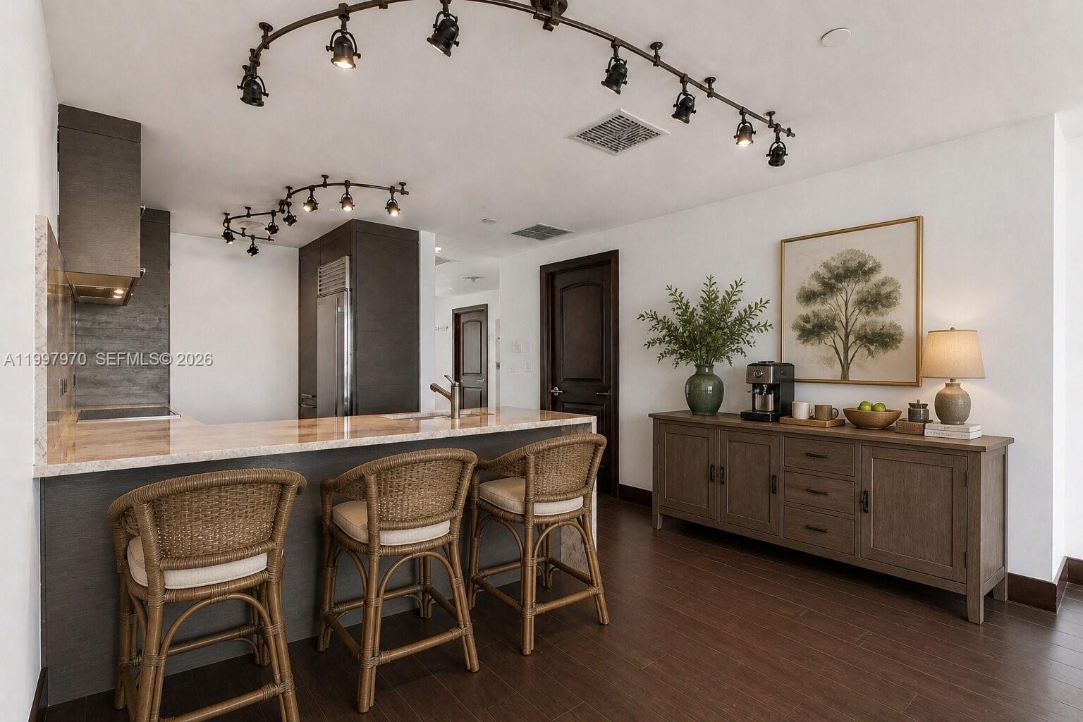 900 Biscayne Blvd # 3502