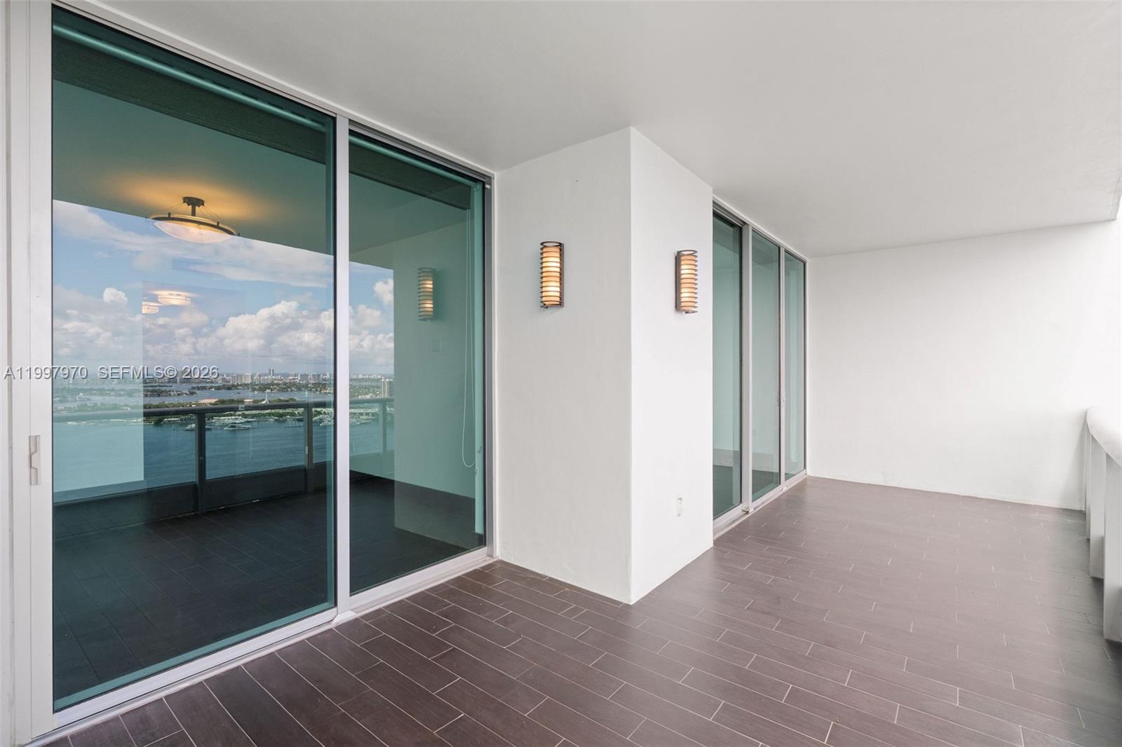 900 Biscayne Blvd # 3502