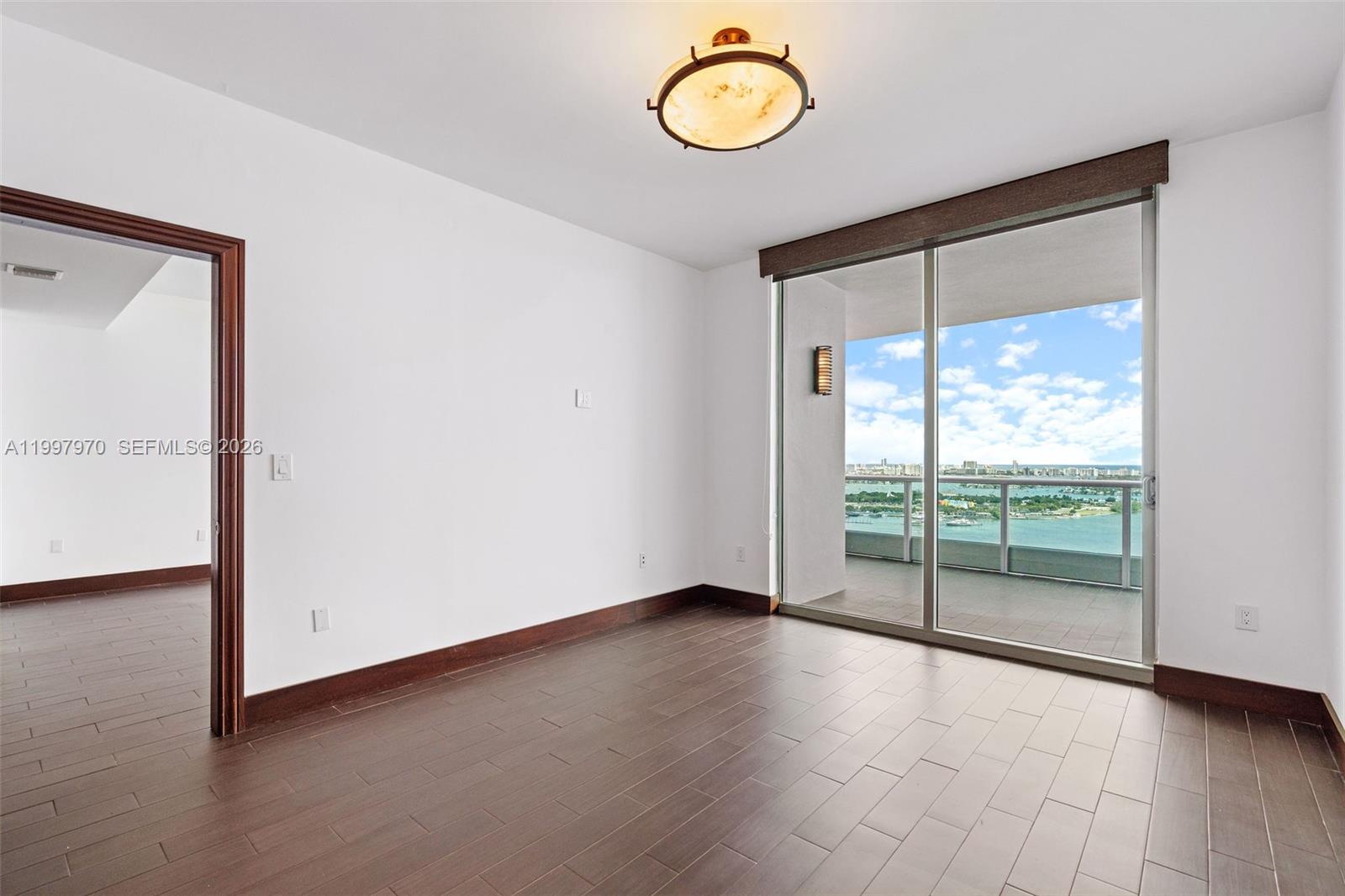 900 Biscayne Blvd # 3502