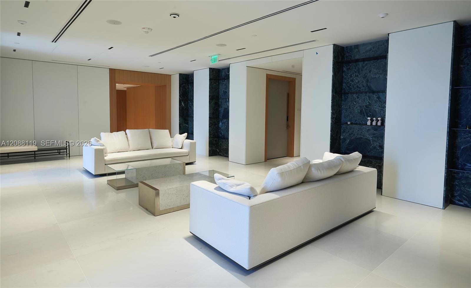 300 Biscayne Boulevard Way # 4007W