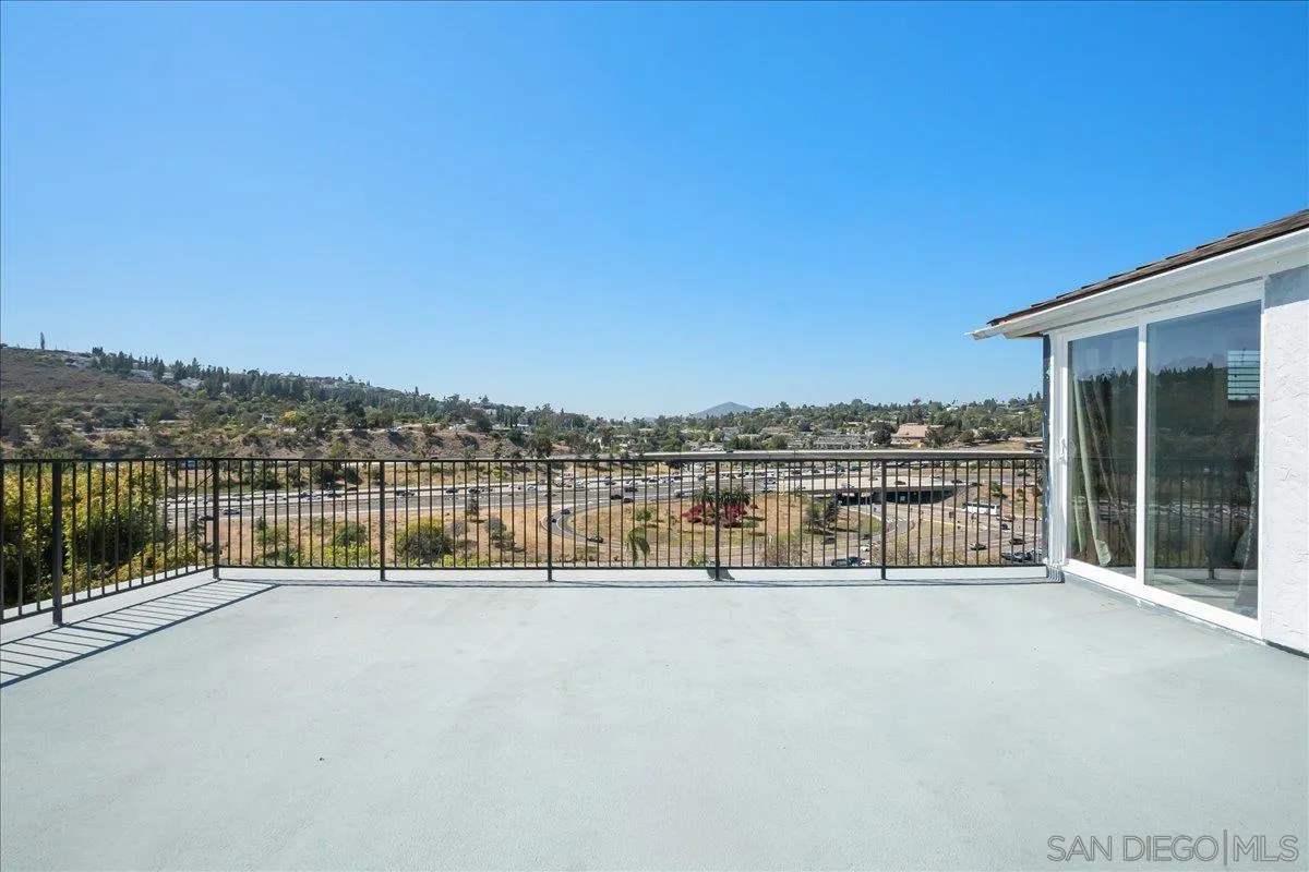3834 Polaris Dr.