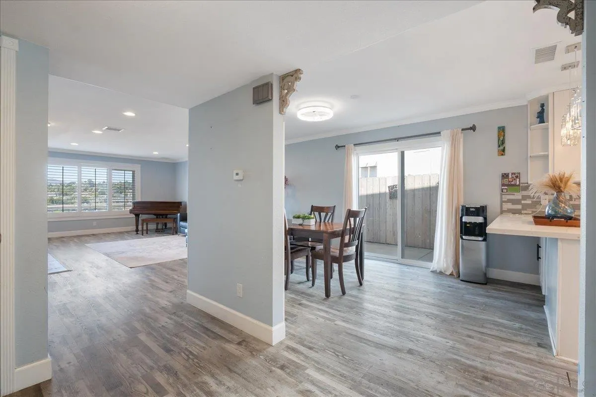 3834 Polaris Dr.