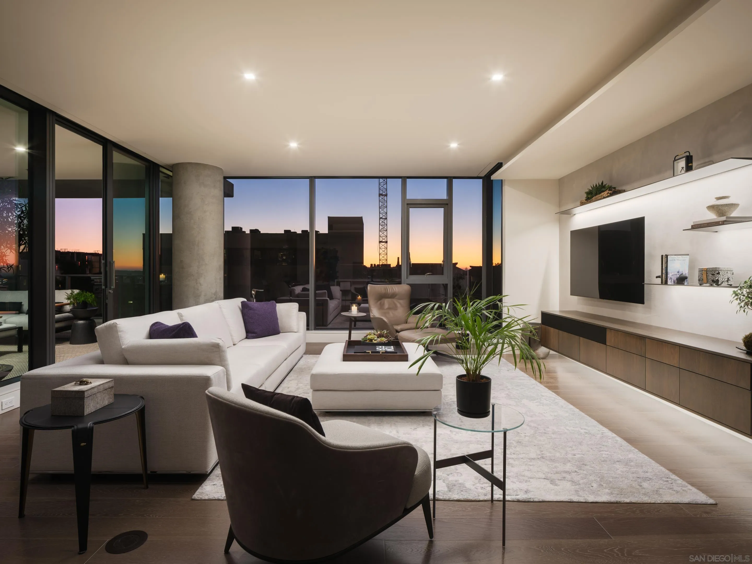2855 5th Ave Unit 401