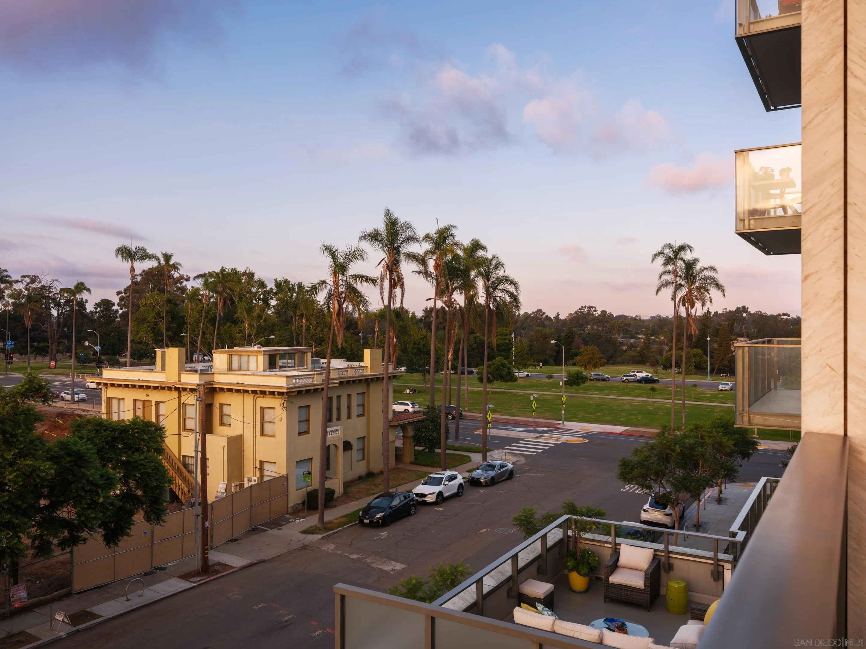 2855 5th Ave Unit 401