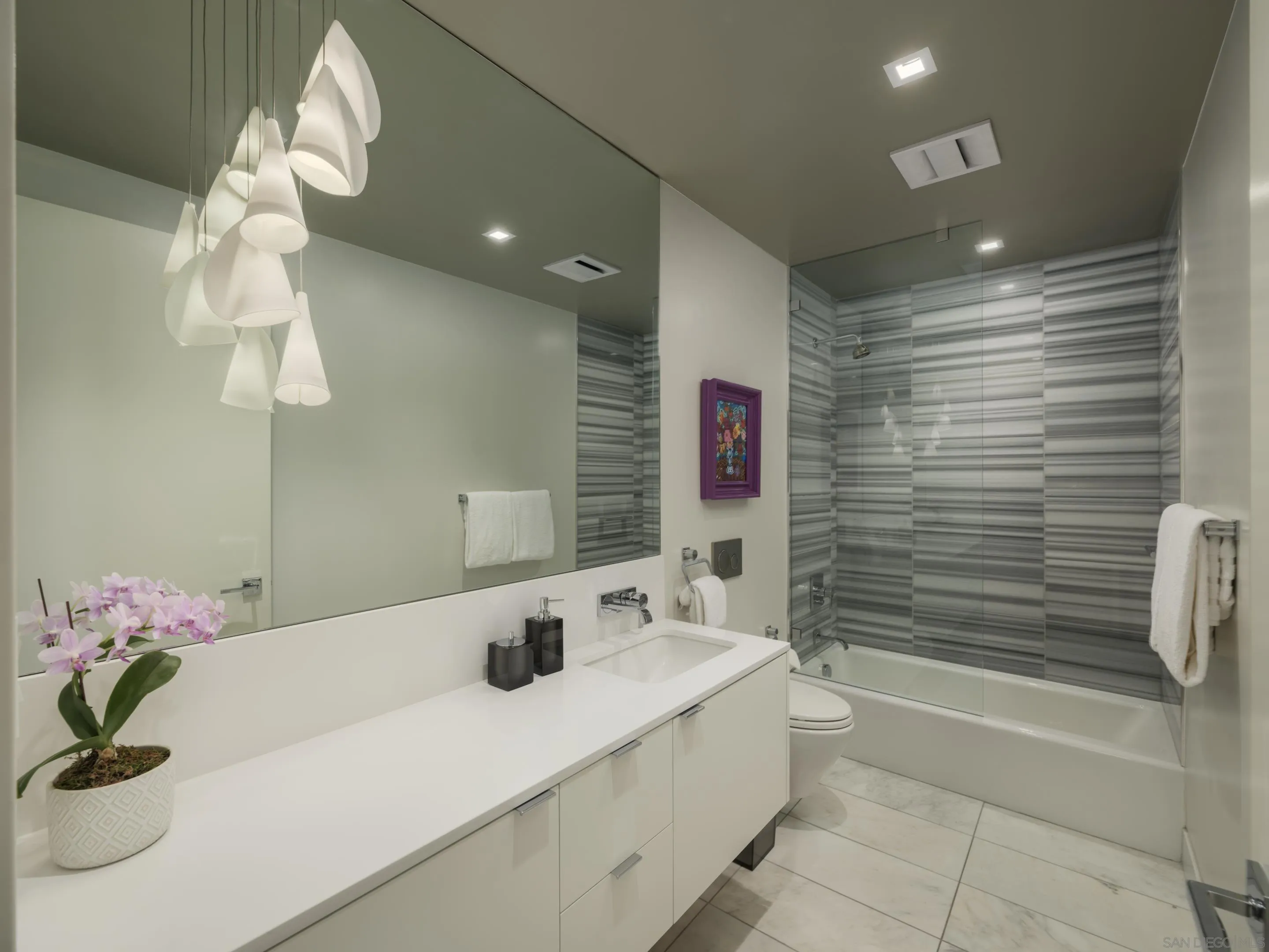 2855 5th Ave Unit 401