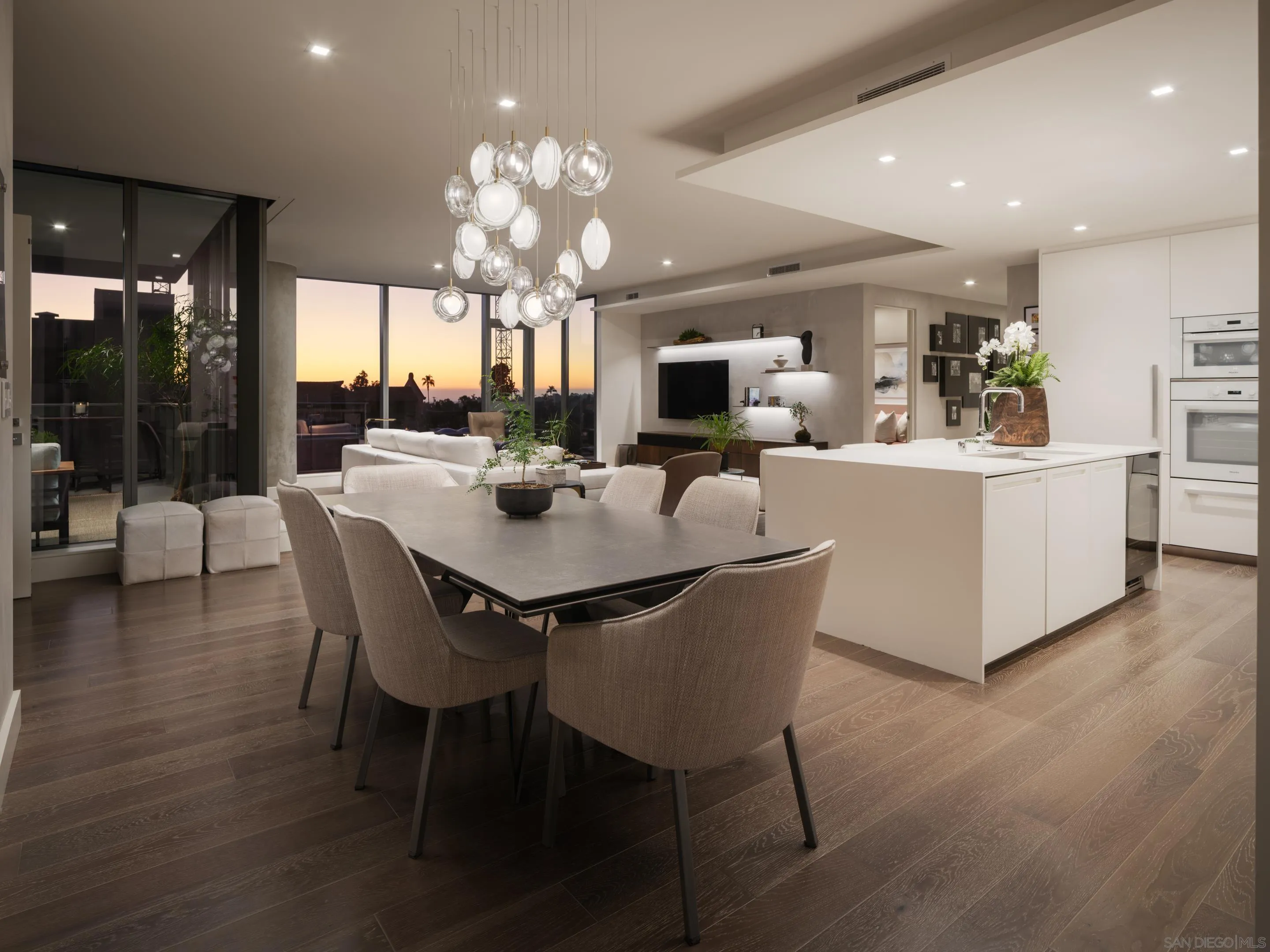 2855 5th Ave Unit 401