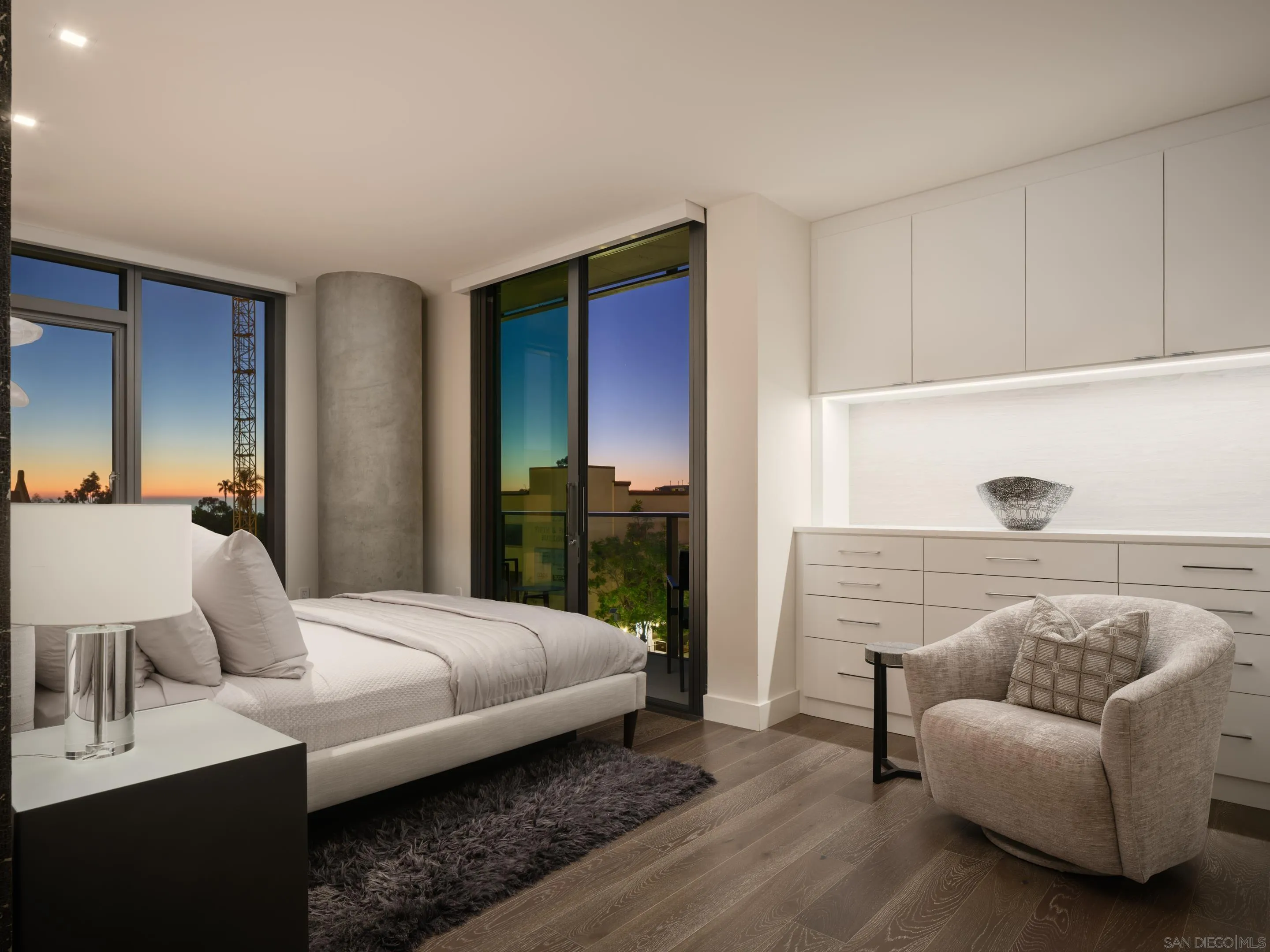 2855 5th Ave Unit 401