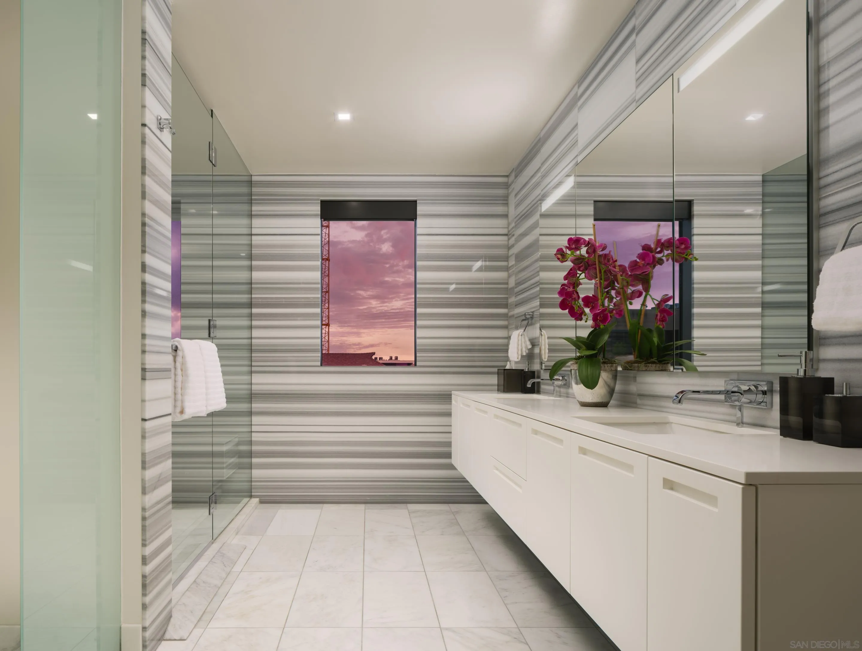 2855 5th Ave Unit 401