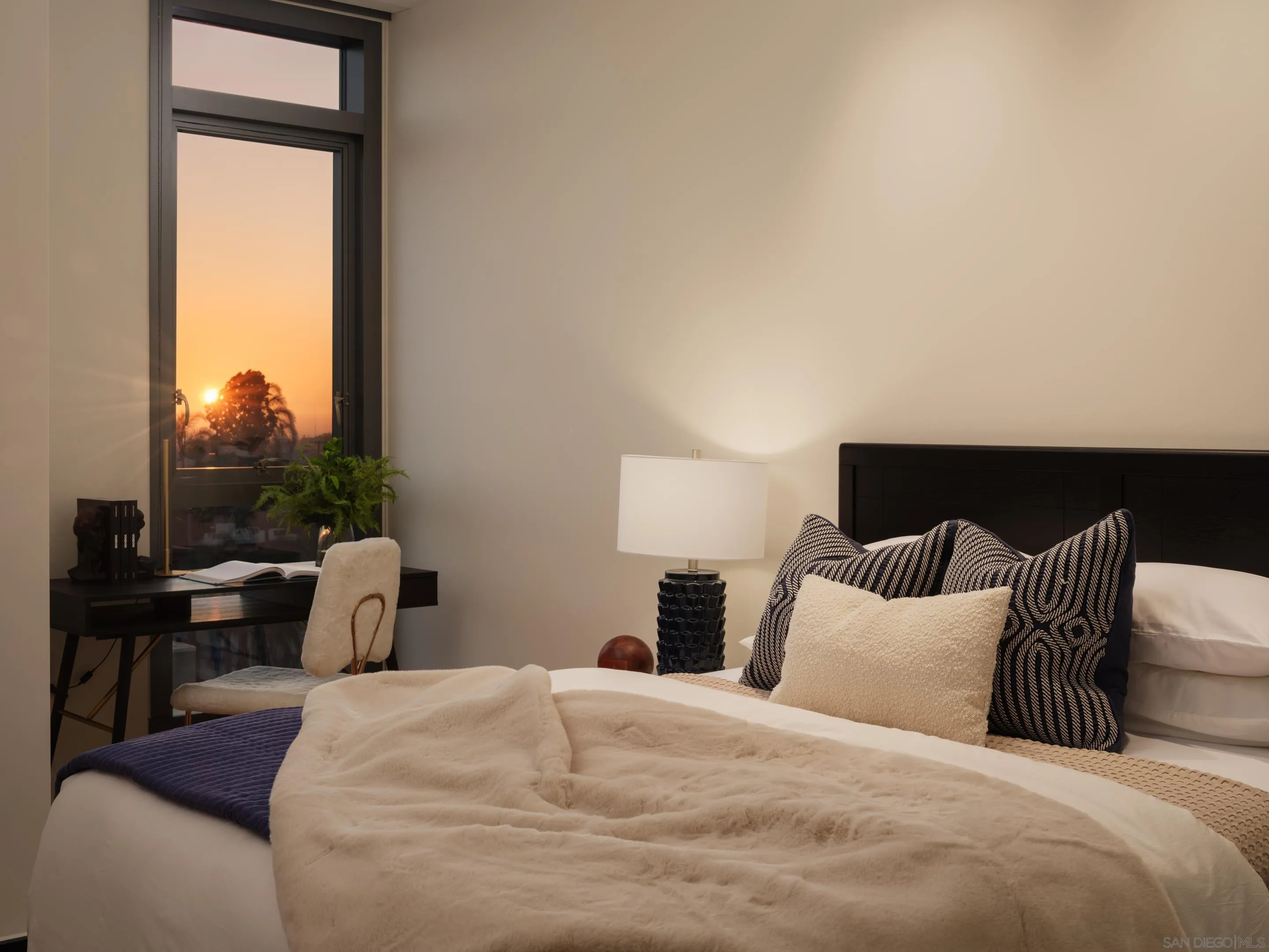 2855 5th Ave Unit 401