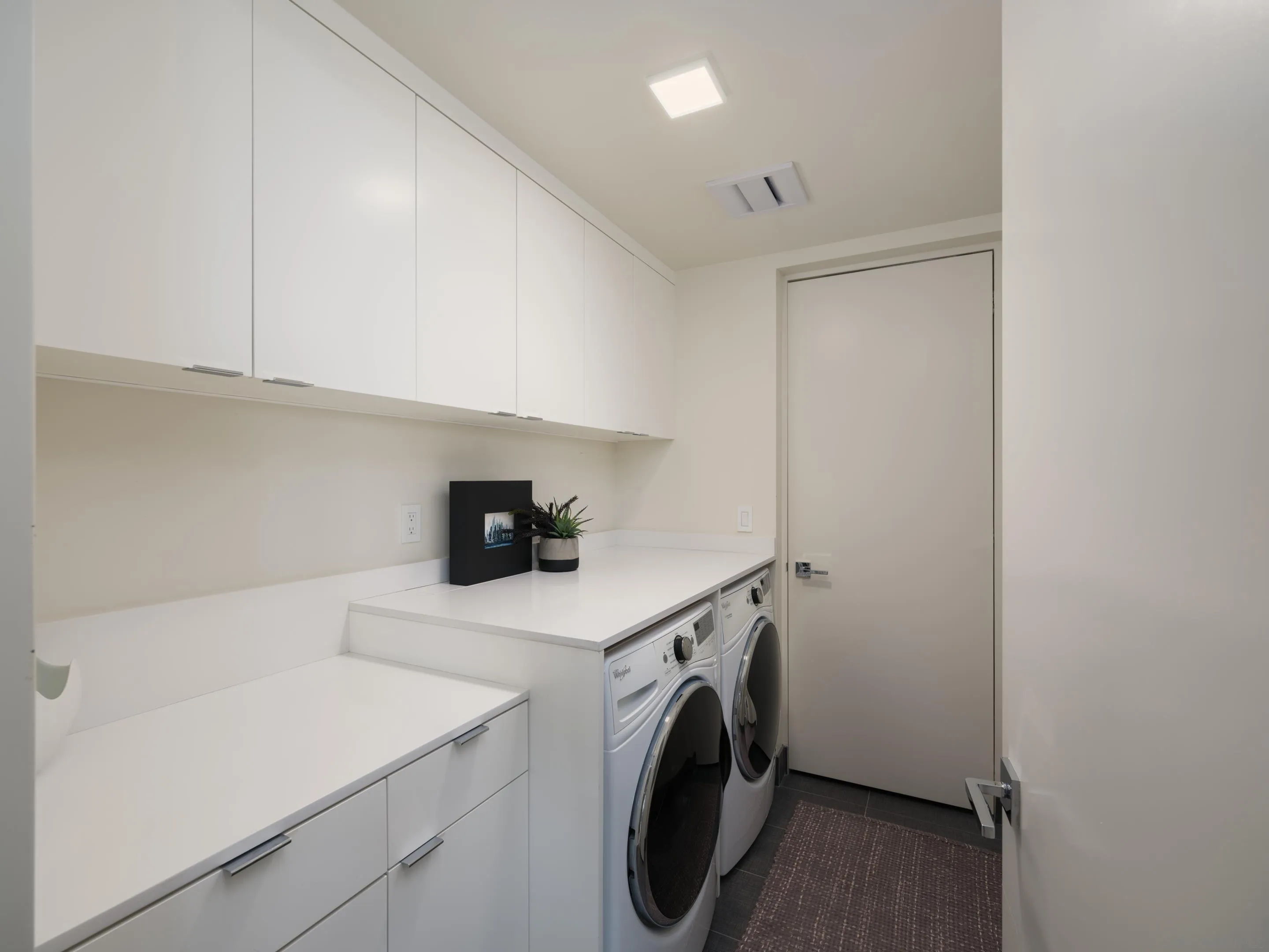 2855 5th Ave Unit 401