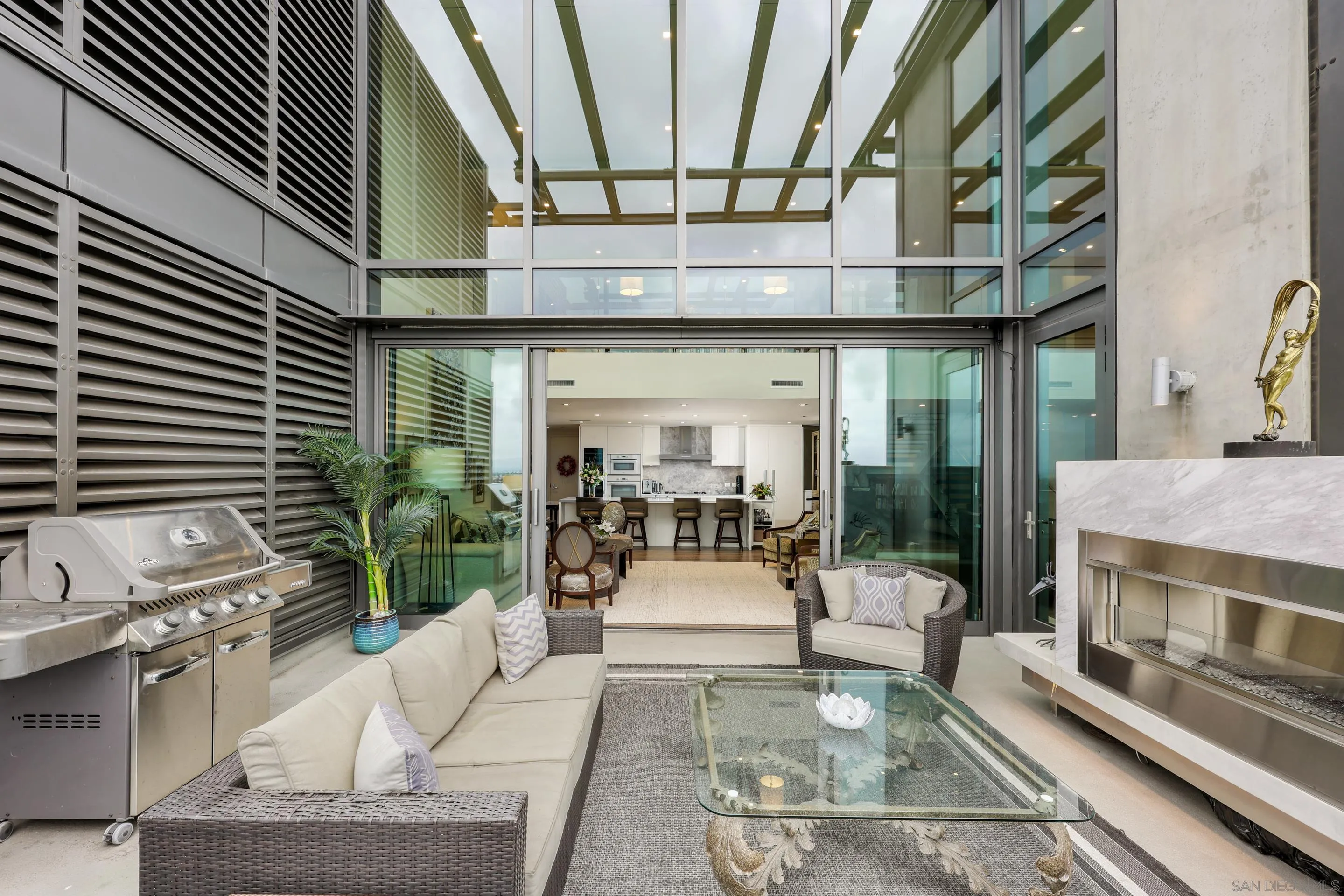 2855 5th Ave Unit 1302