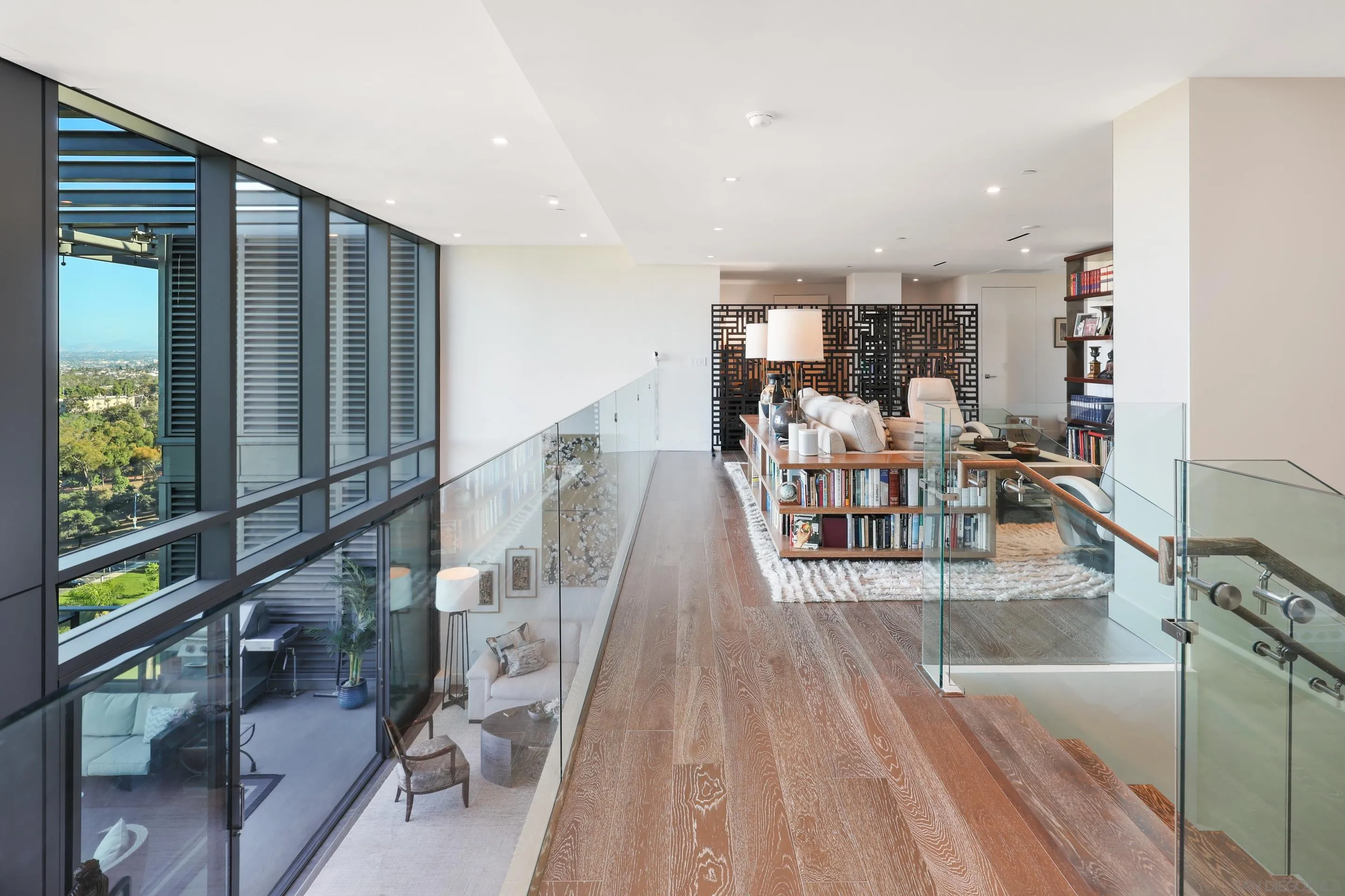 2855 5th Ave Unit 1302