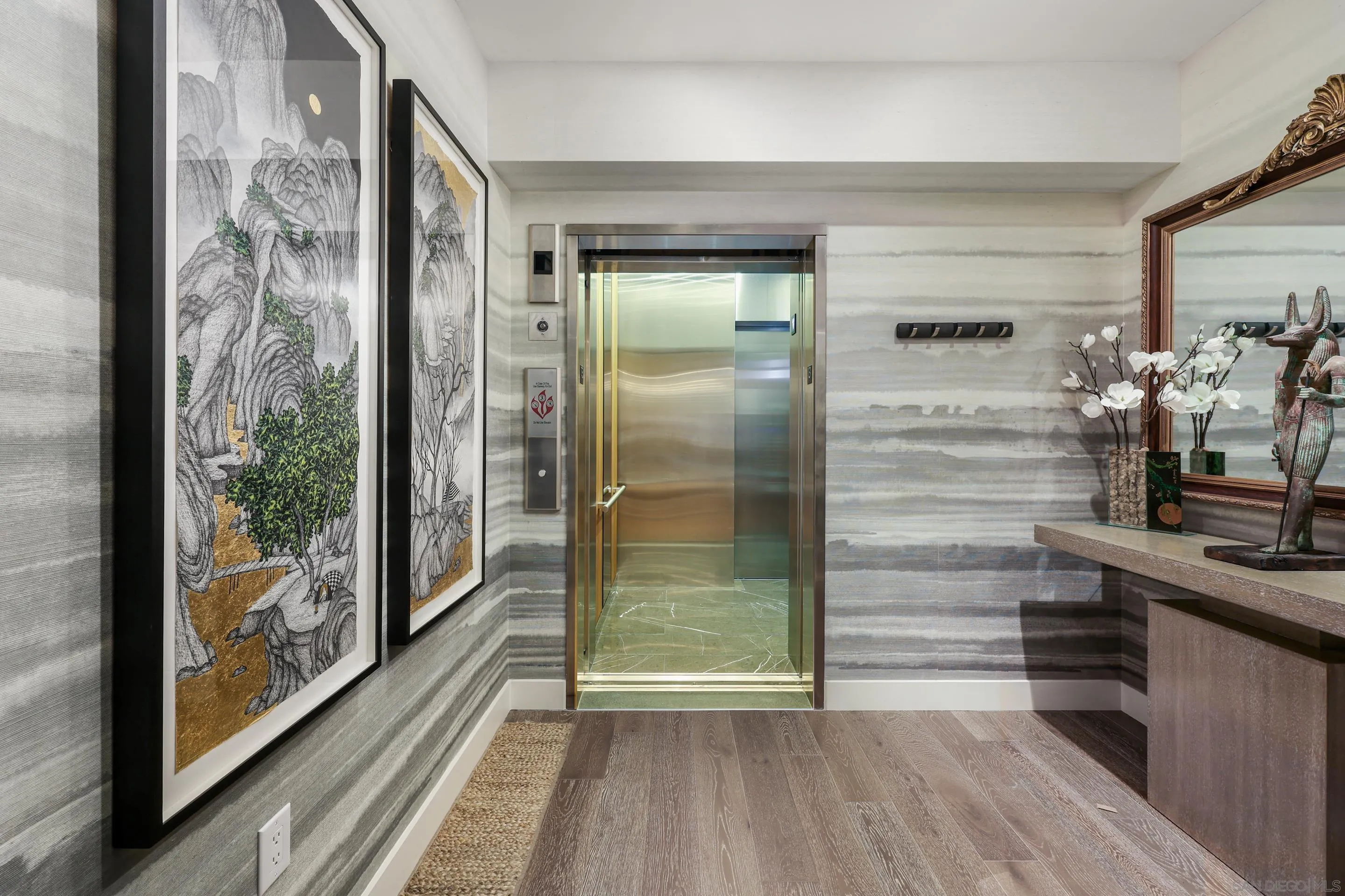 2855 5th Ave Unit 1302