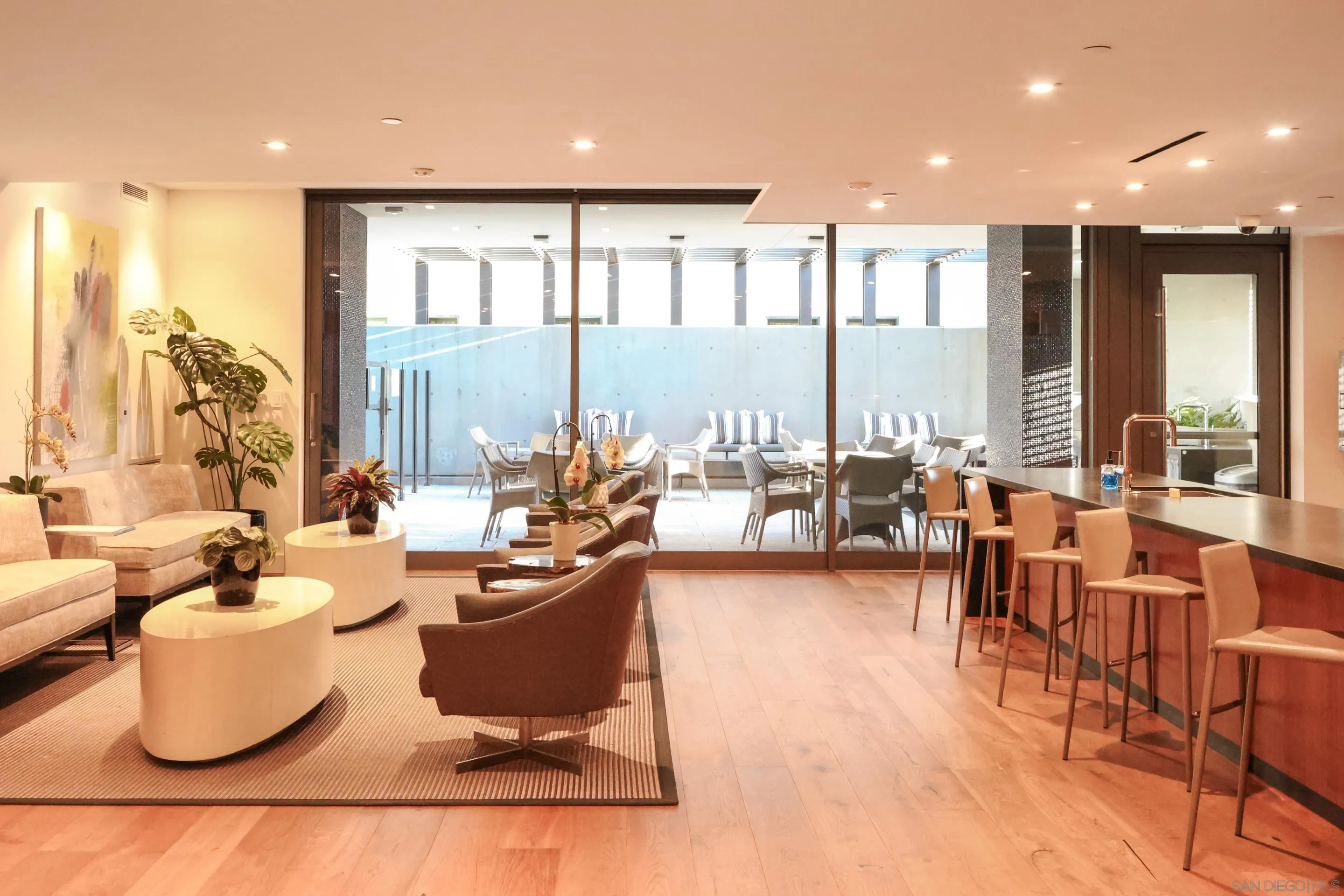 2855 5th Ave Unit 1302
