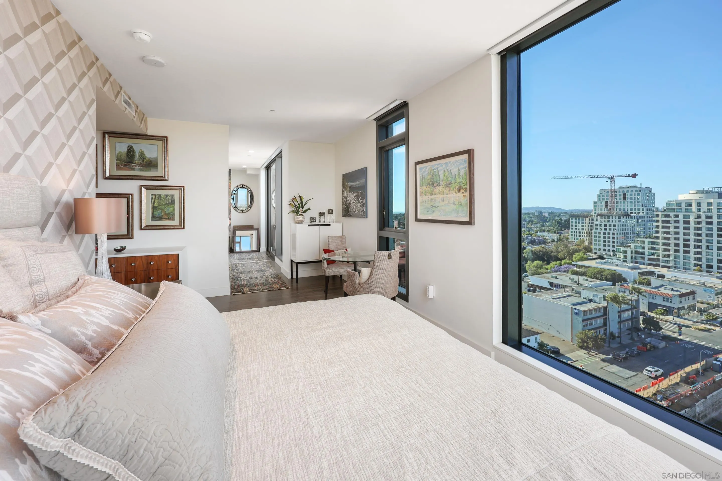 2855 5th Ave Unit 1302