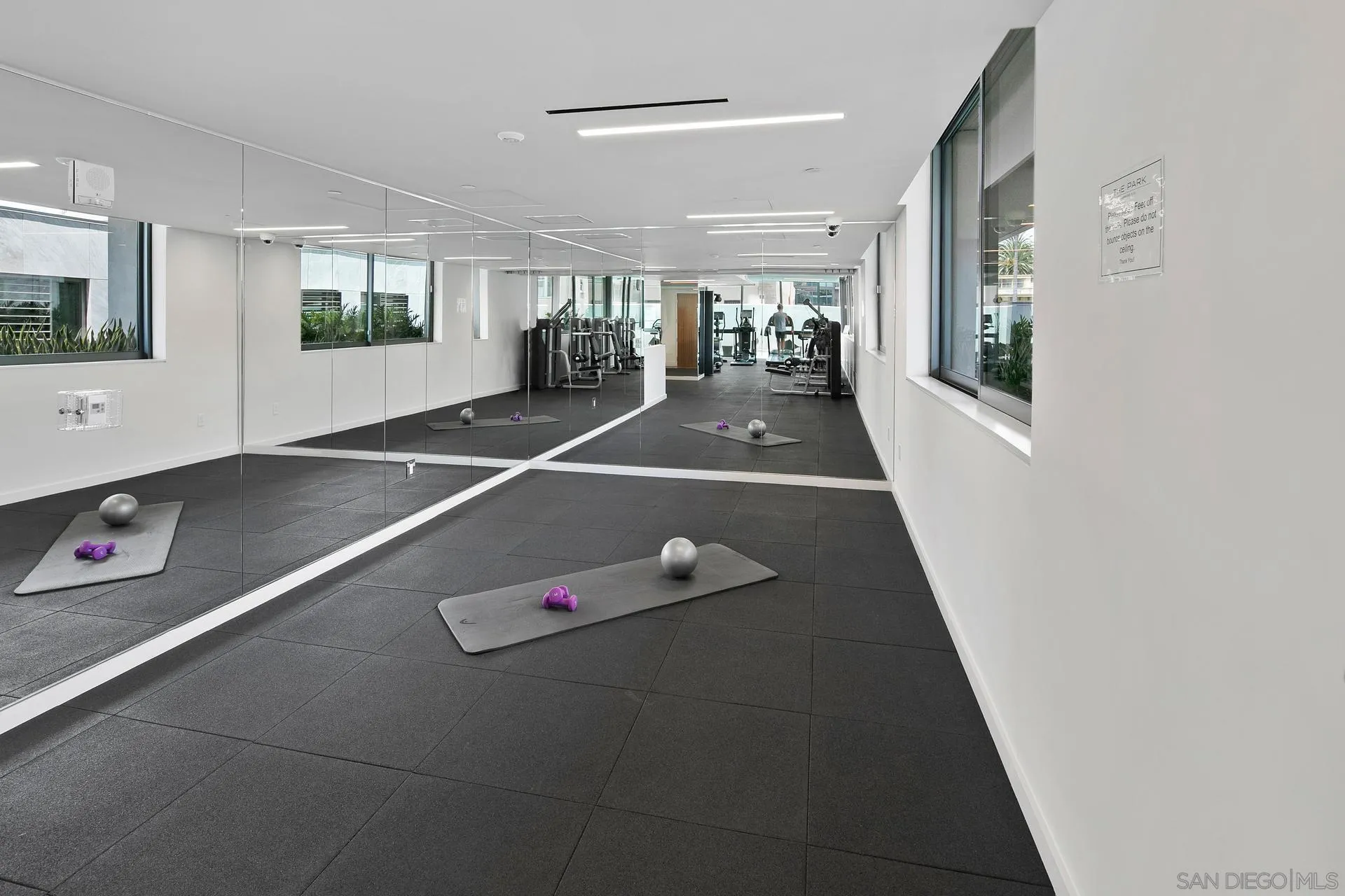 2855 5th Ave Unit 801