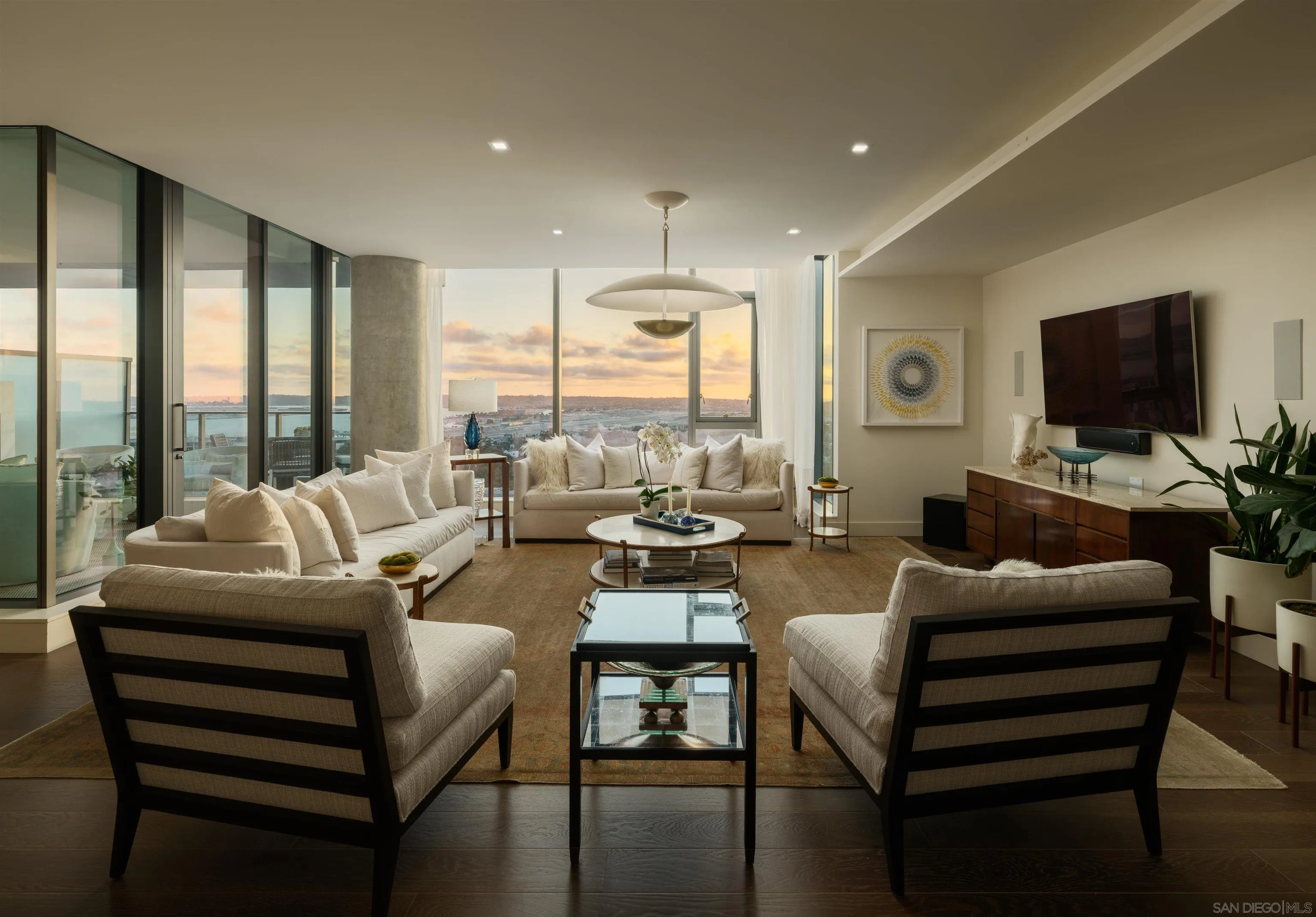 2855 5th Ave Unit 1201