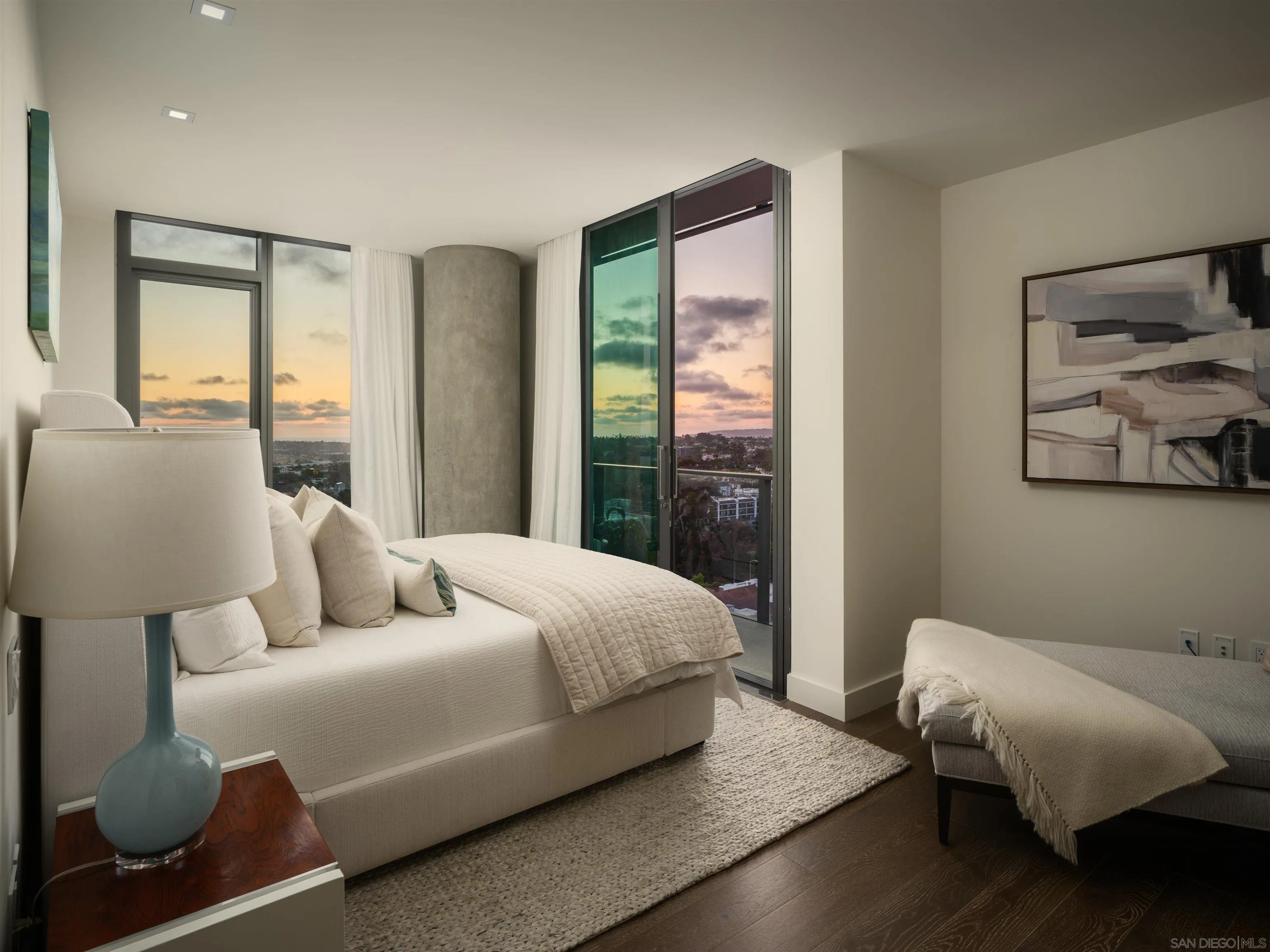 2855 5th Ave Unit 1201