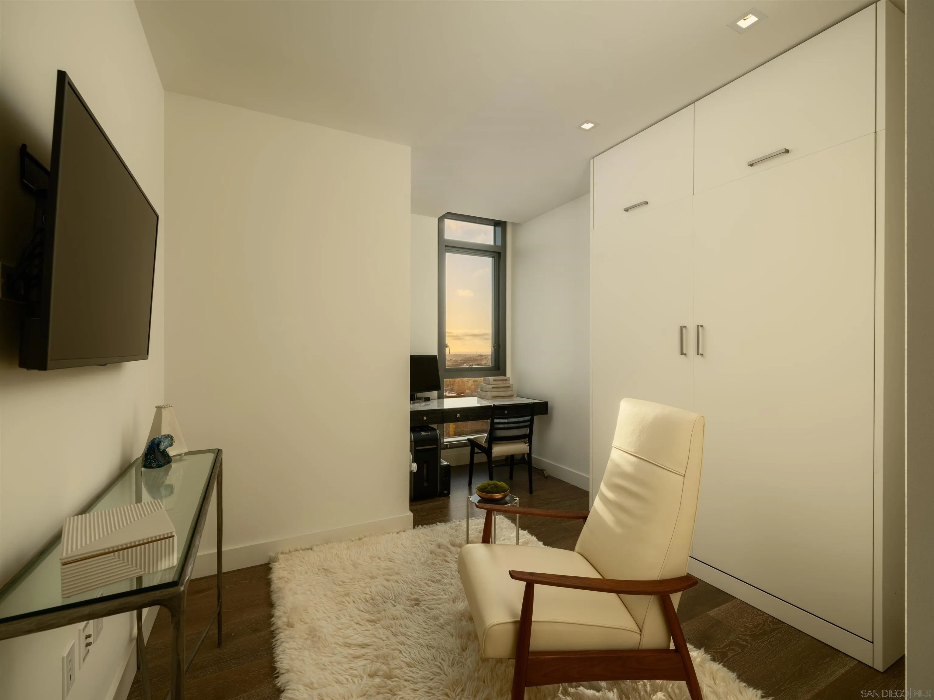 2855 5th Ave Unit 1201