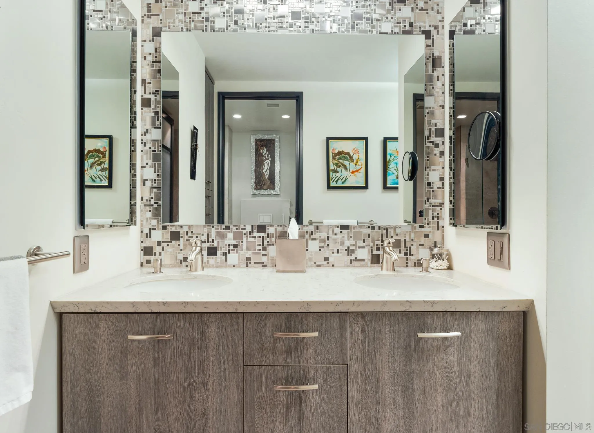 500 W Harbor Dr Unit 1303
