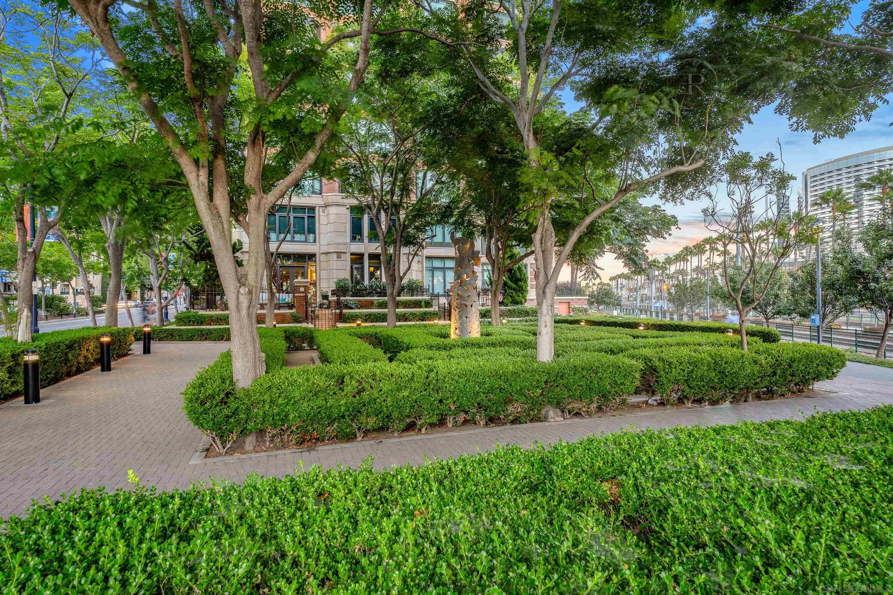 500 W Harbor Dr Unit 1303