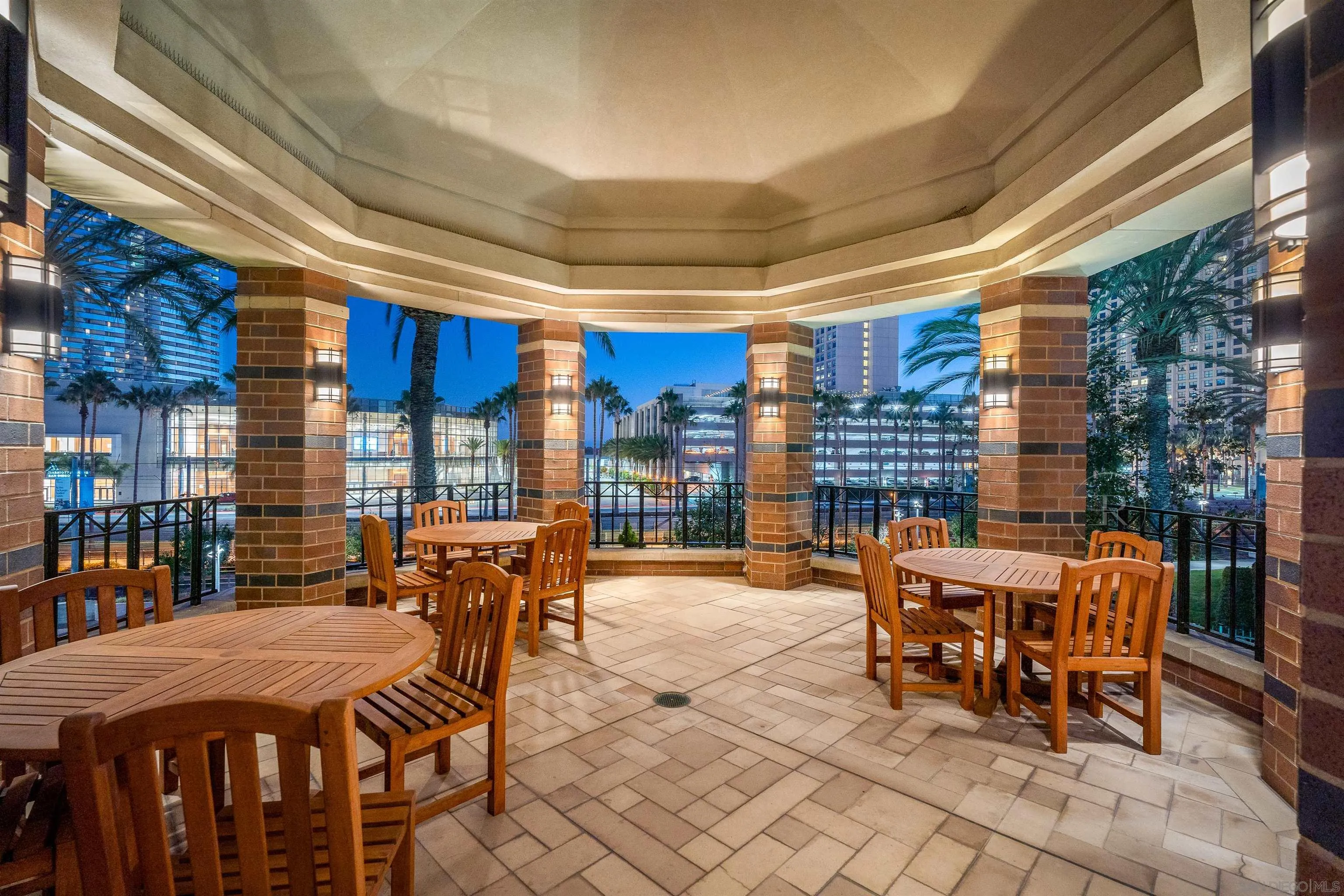 500 W Harbor Dr Unit 1303