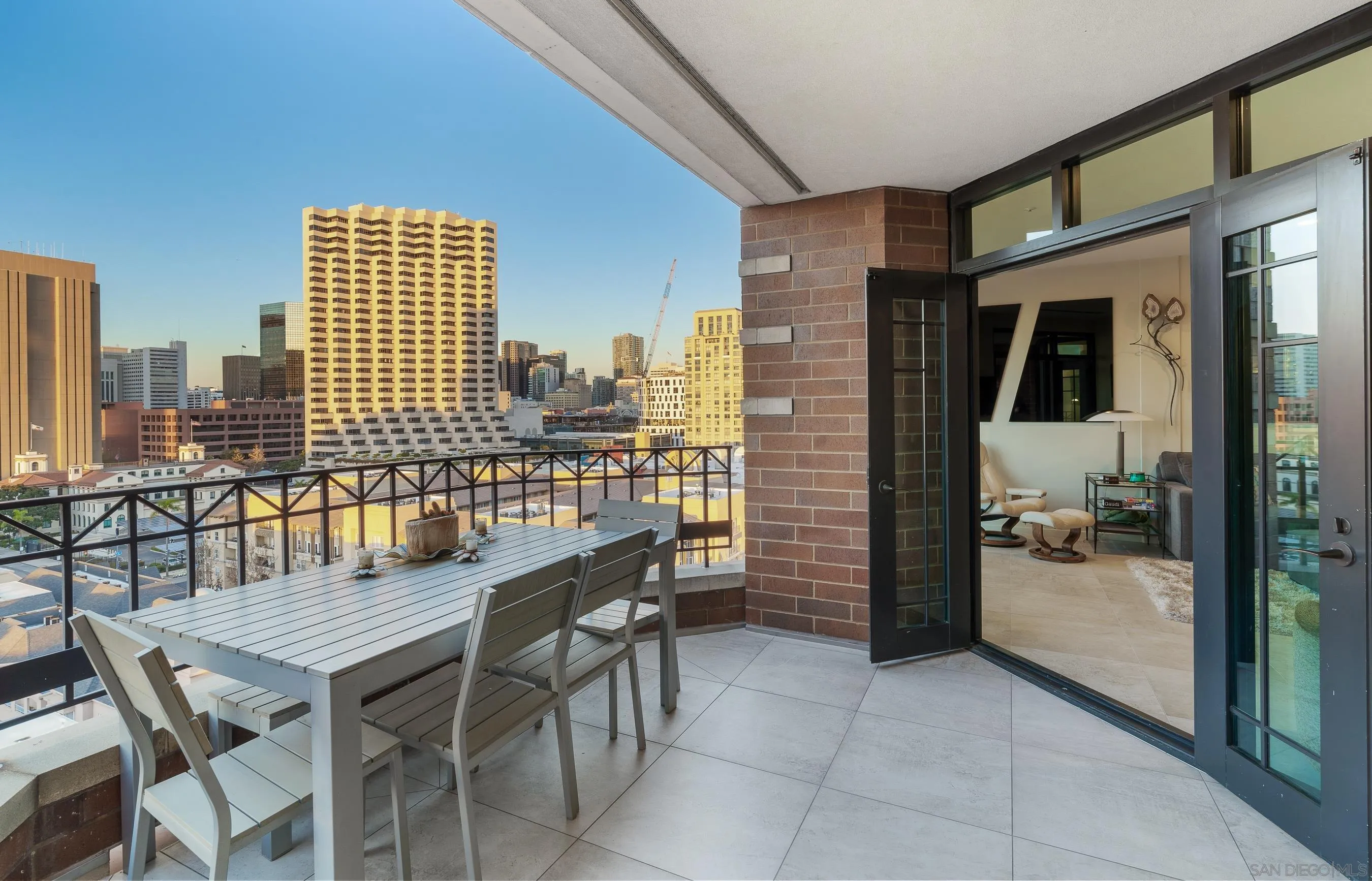 500 W Harbor Dr Unit 1303