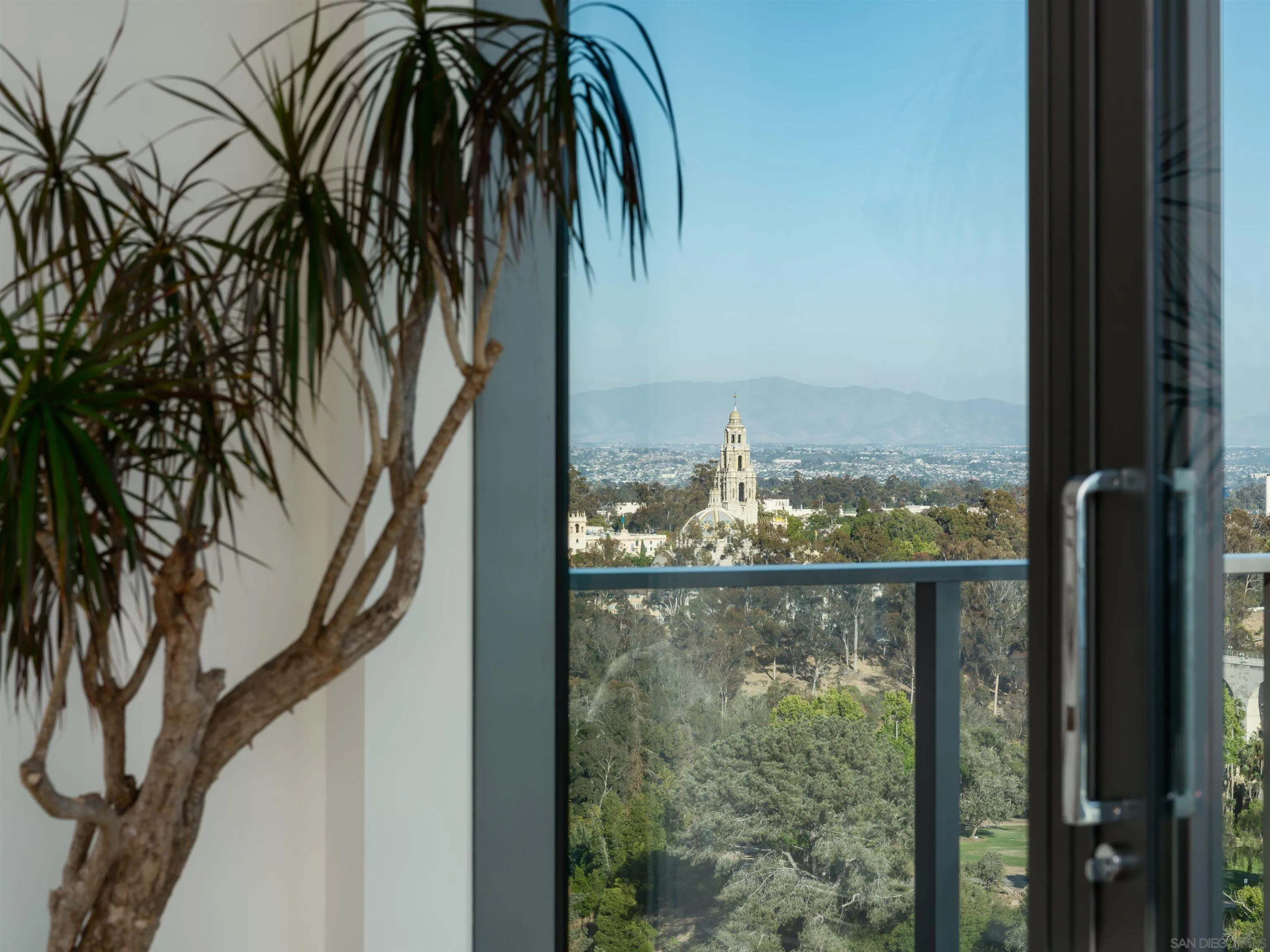 2855 5th Ave Unit 1304